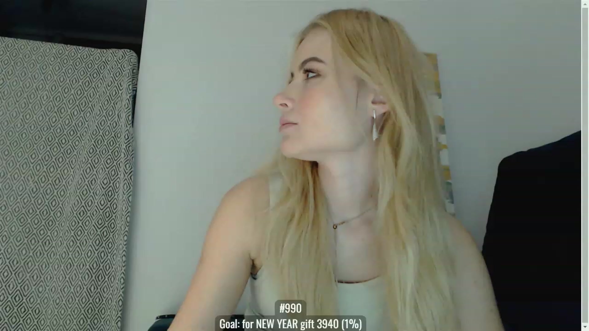 Gallery image thumbnail from bridetobe's myfreecams stream on, 12/27/2022, 21:18 image 15 of 20