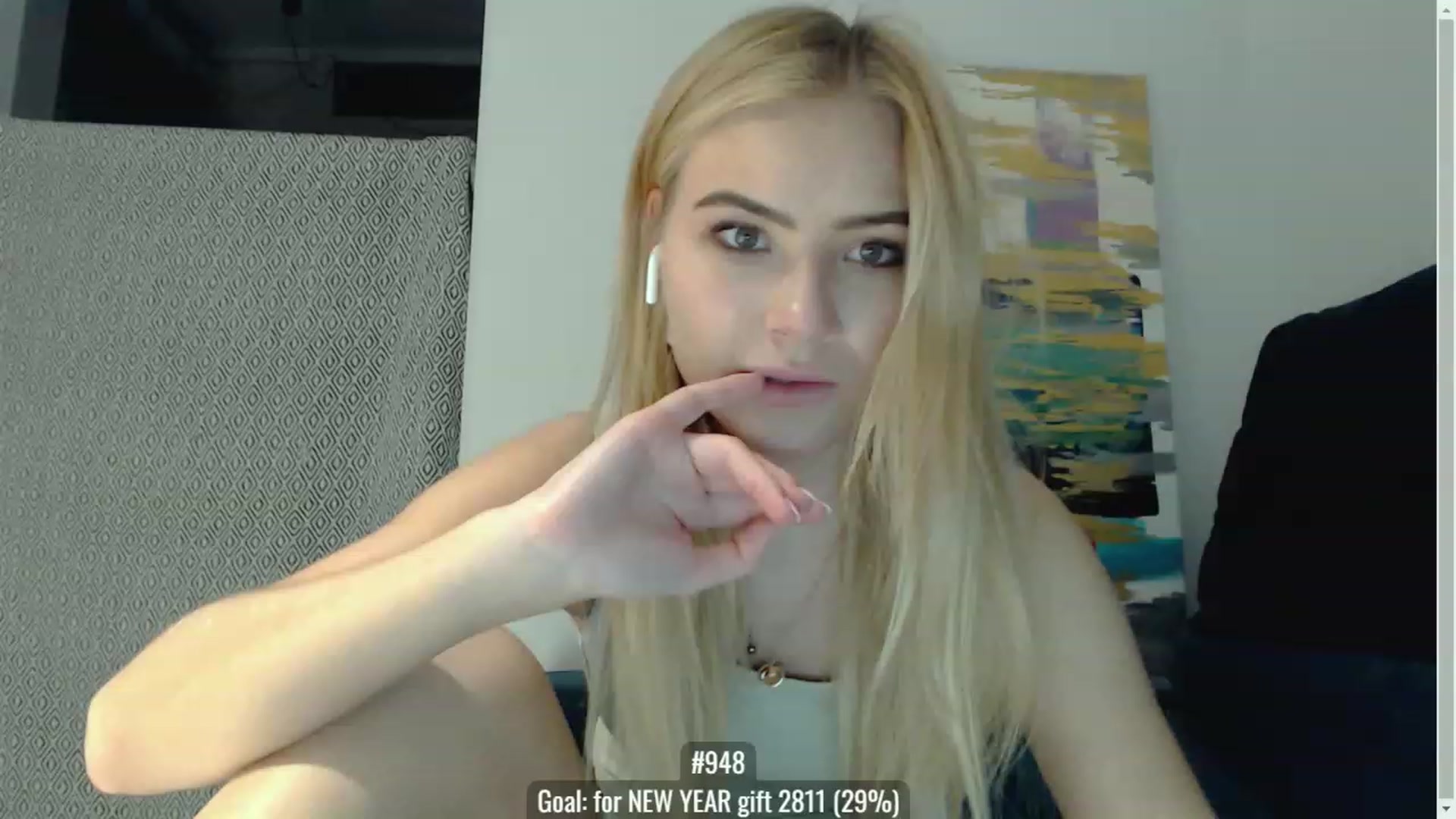 Gallery image thumbnail from bridetobe's myfreecams stream on, 12/29/2022, 24:30 image 1 of 20