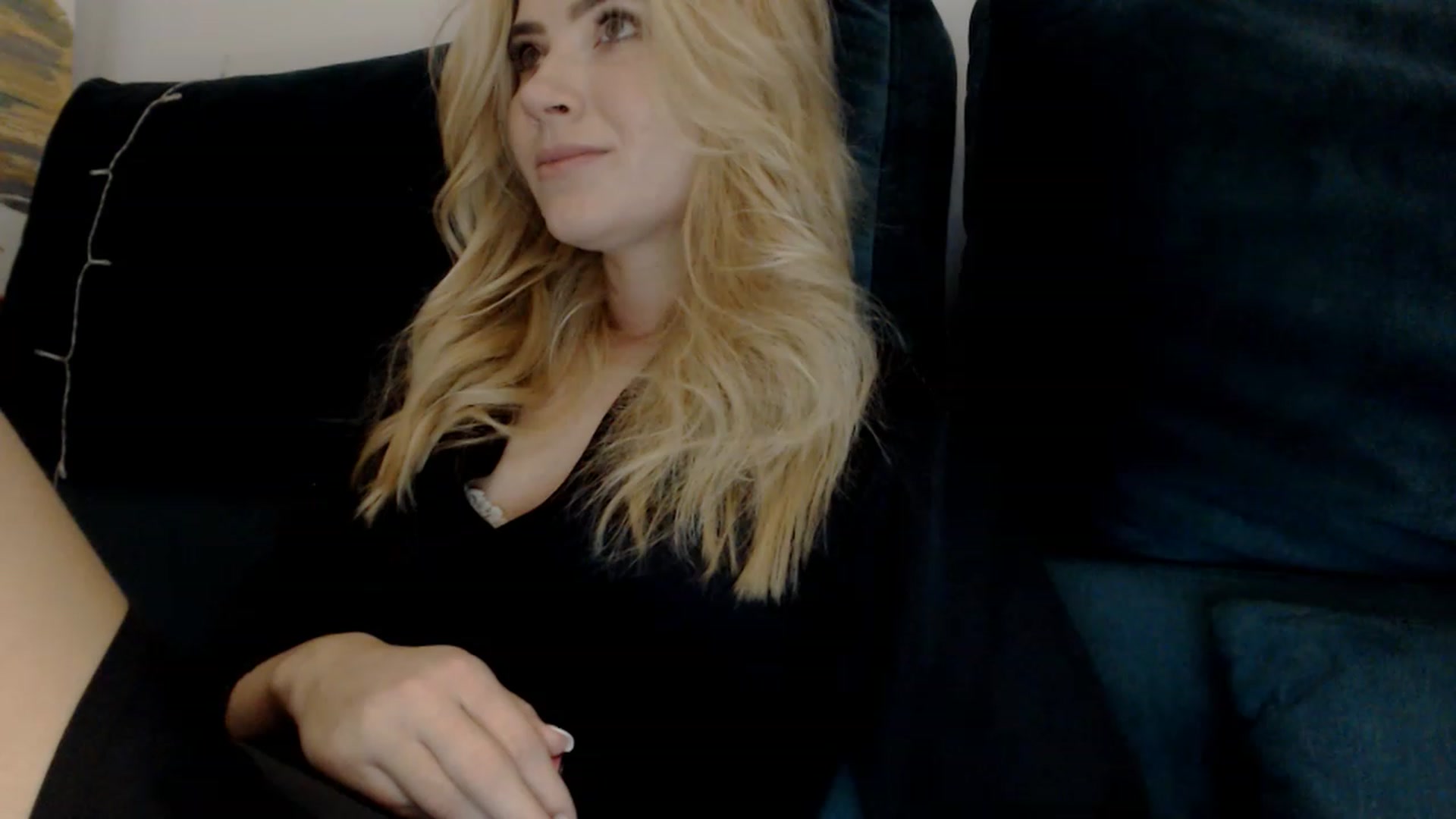 Gallery image thumbnail from bridetobe's myfreecams stream on, 02/05/2023, 02:49 image 2 of 20