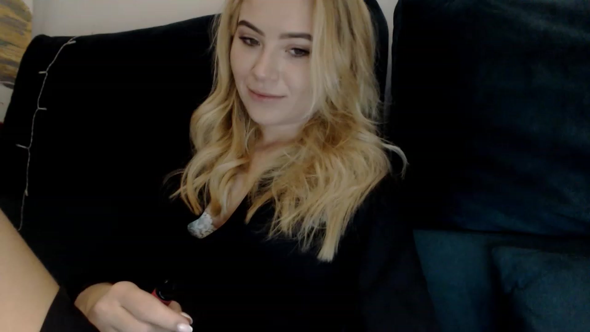Gallery image thumbnail from bridetobe's myfreecams stream on, 02/05/2023, 02:49 image 12 of 20