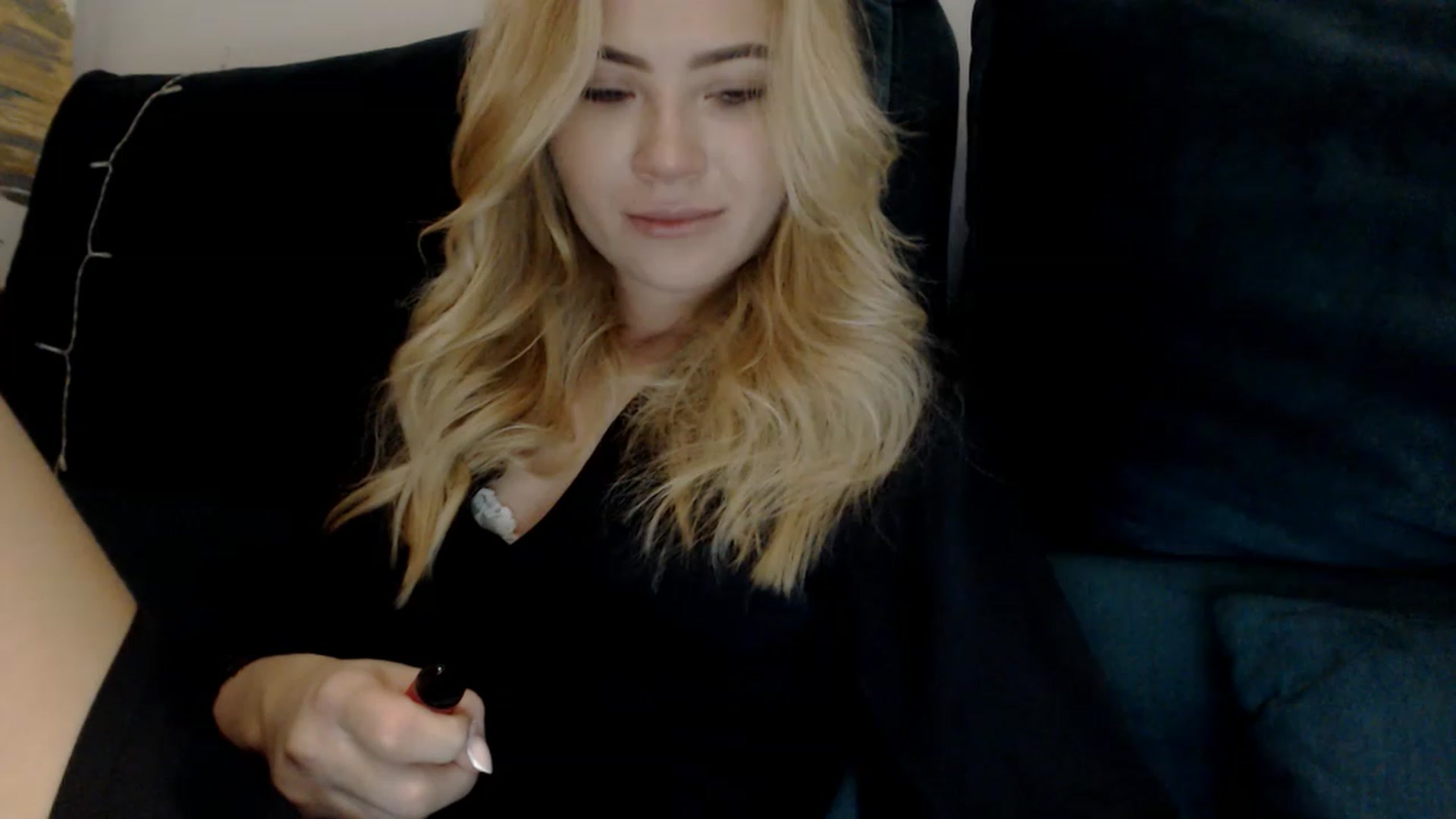 Gallery image thumbnail from bridetobe's myfreecams stream on, 02/05/2023, 02:49 image 4 of 20