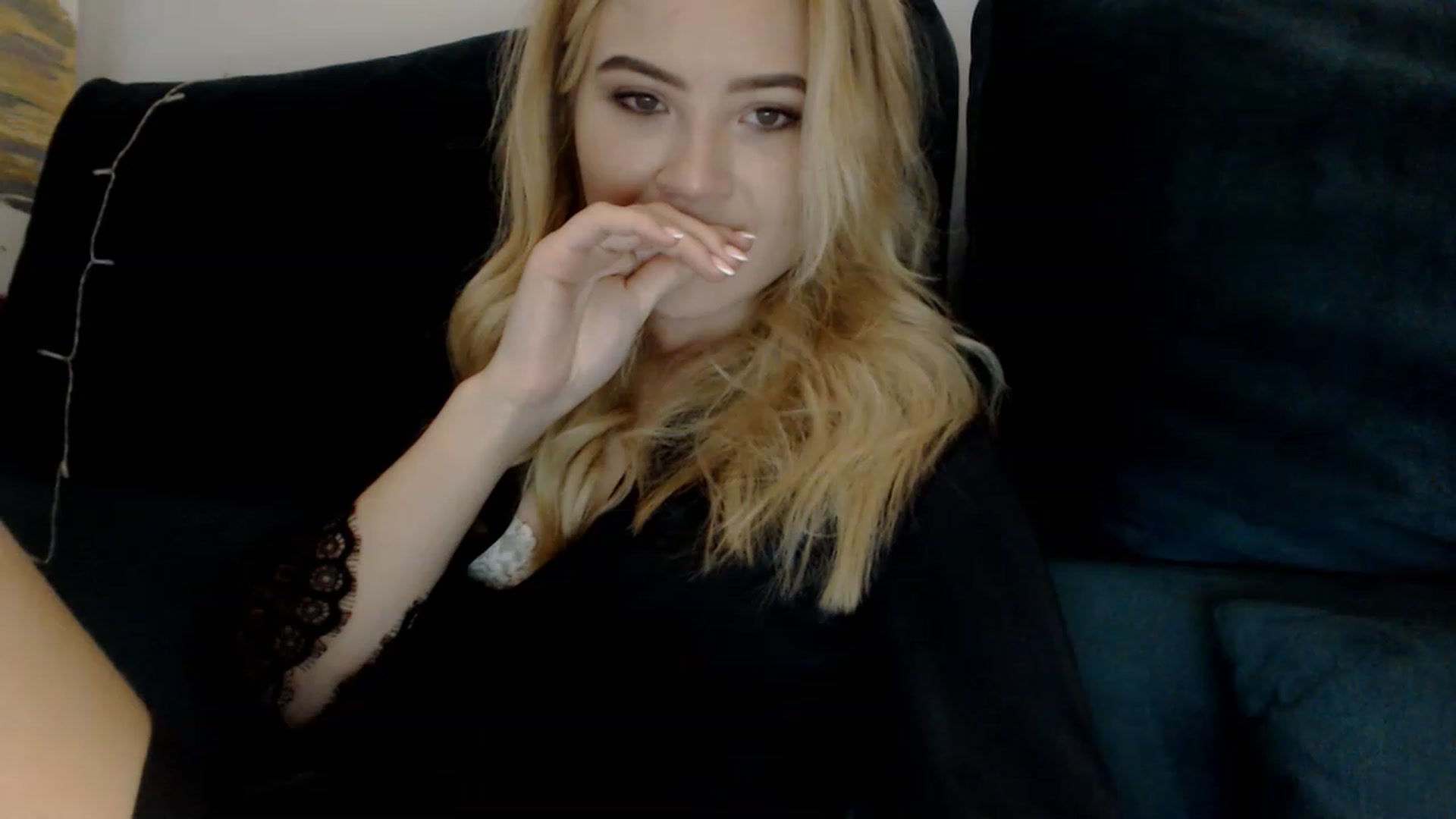 Gallery image thumbnail from bridetobe's myfreecams stream on, 02/05/2023, 02:49 image 14 of 20