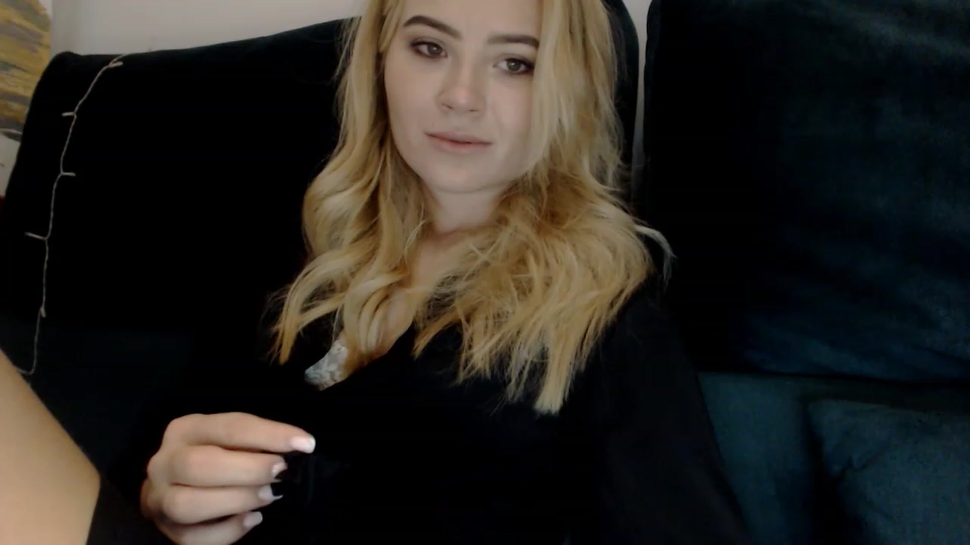 Gallery image thumbnail from bridetobe's myfreecams stream on, 02/05/2023, 02:49 image 15 of 20