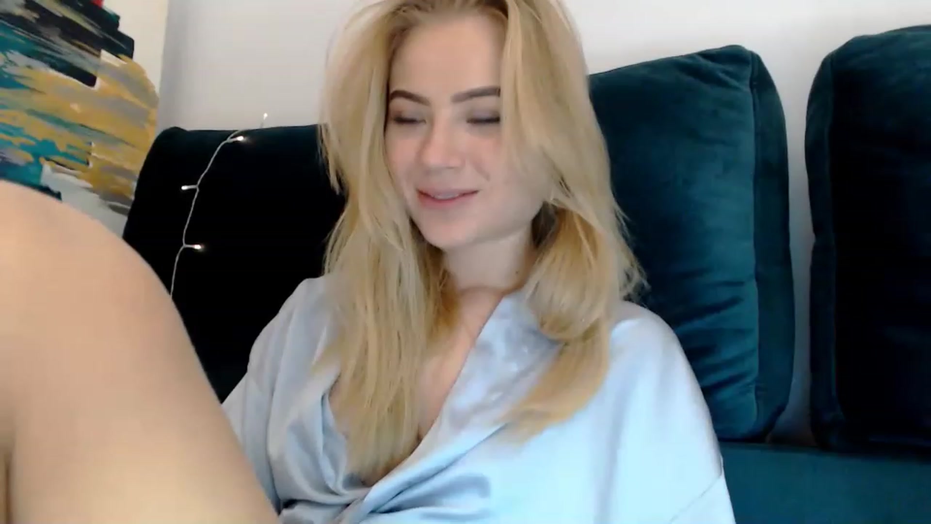 Gallery image thumbnail from bridetobe's myfreecams stream on, 02/08/2023, 01:58 image 2 of 20