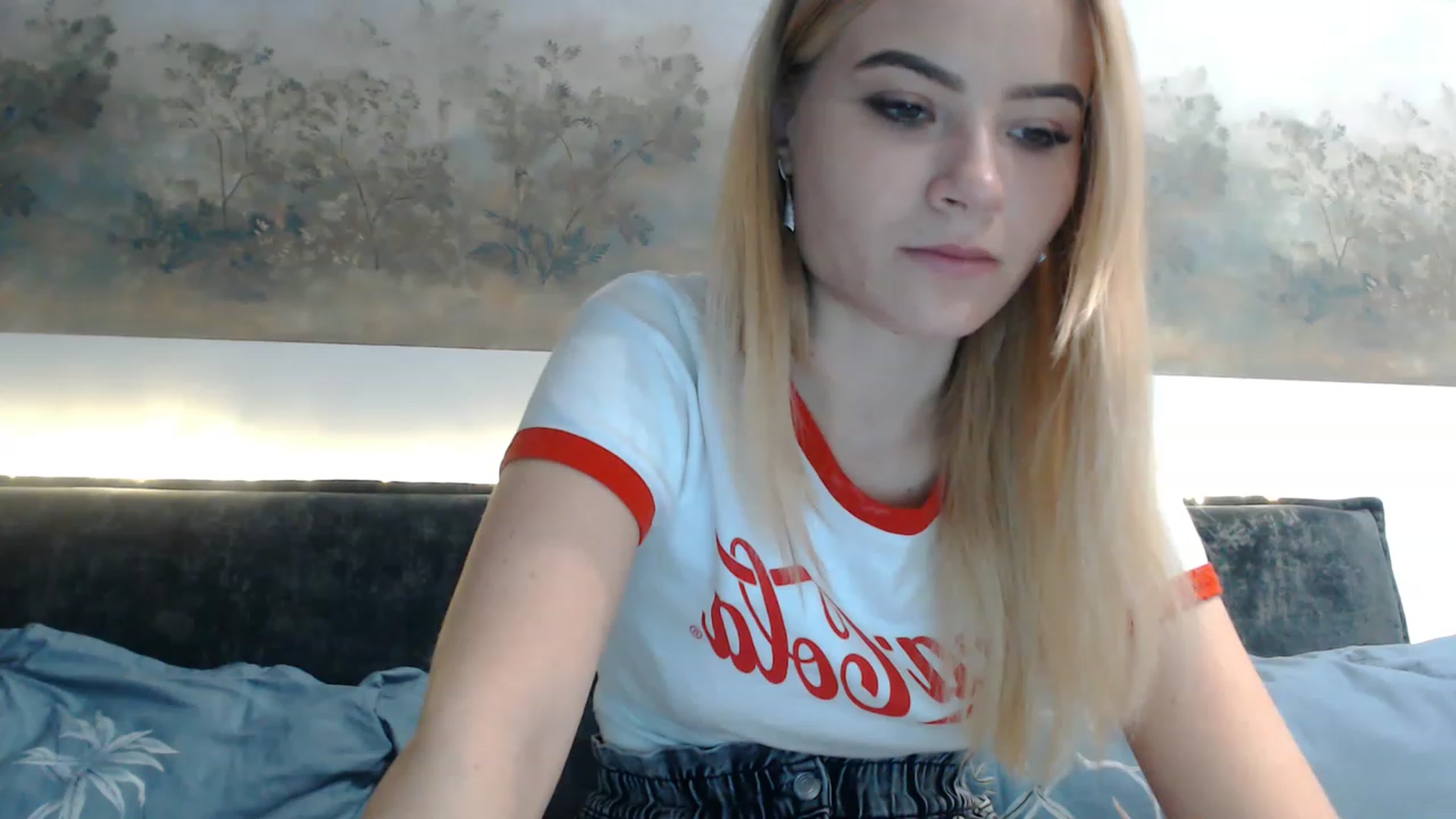Gallery image thumbnail from bridetobe's myfreecams stream on, 02/13/2023, 04:53 image 6 of 20