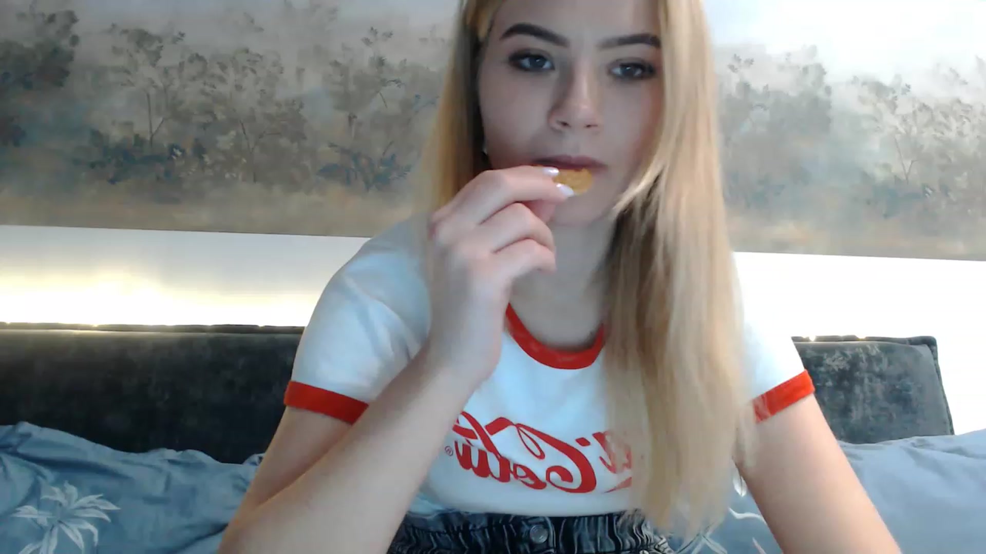Gallery image thumbnail from bridetobe's myfreecams stream on, 02/13/2023, 04:53 image 5 of 20