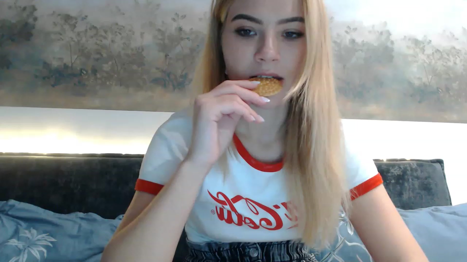 Gallery image thumbnail from bridetobe's myfreecams stream on, 02/13/2023, 04:53 image 4 of 20