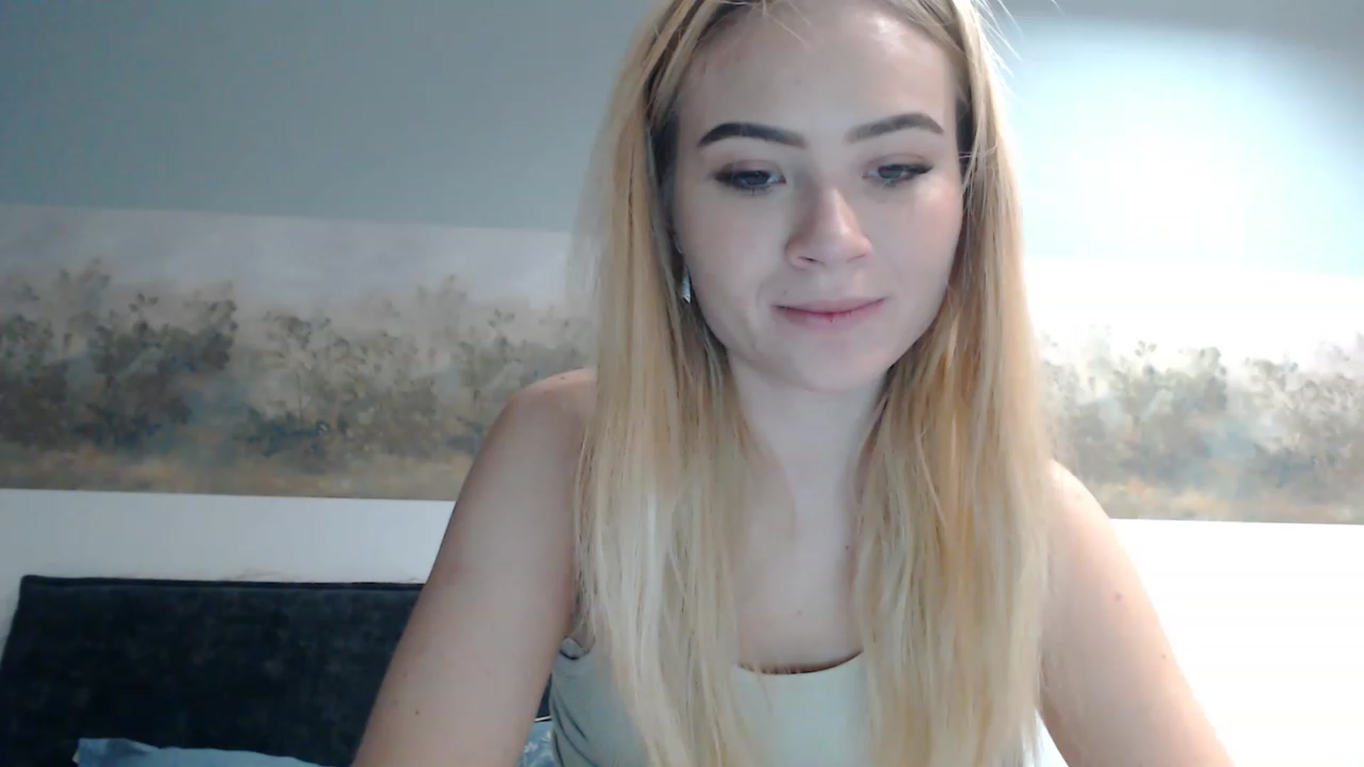 Gallery image thumbnail from bridetobe's myfreecams stream on, 02/14/2023, 24:52 image 4 of 20