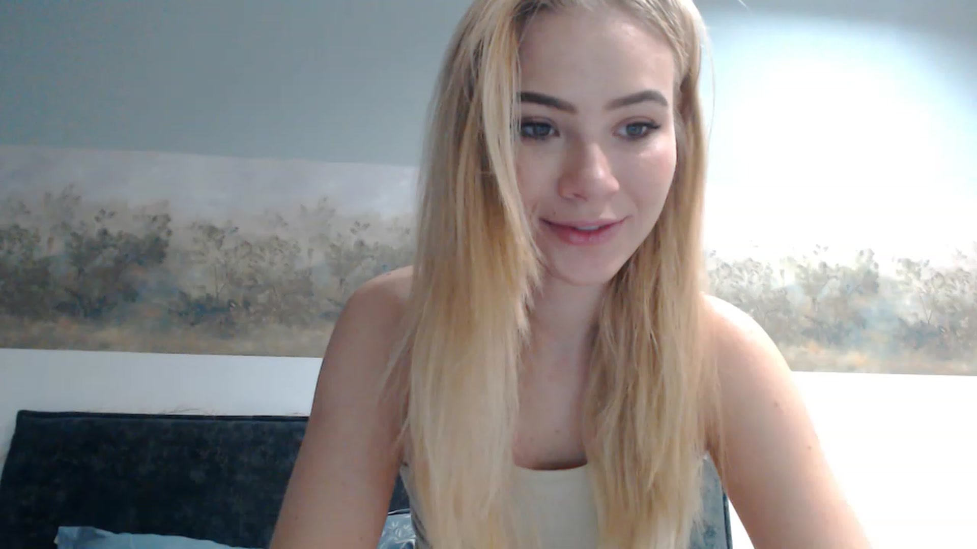 Gallery image thumbnail from bridetobe's myfreecams stream on, 02/14/2023, 24:52 image 2 of 20