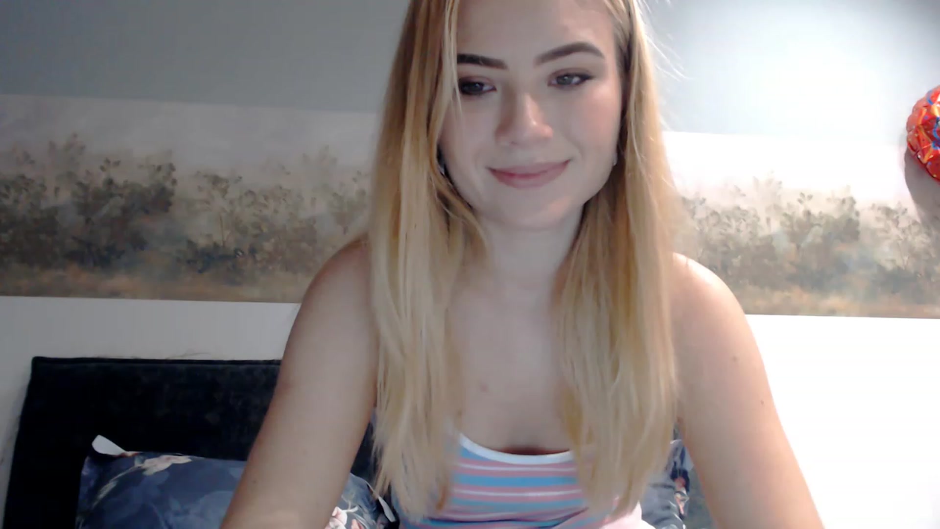 Gallery image thumbnail from bridetobe's myfreecams stream on, 02/19/2023, 24:08 image 16 of 20