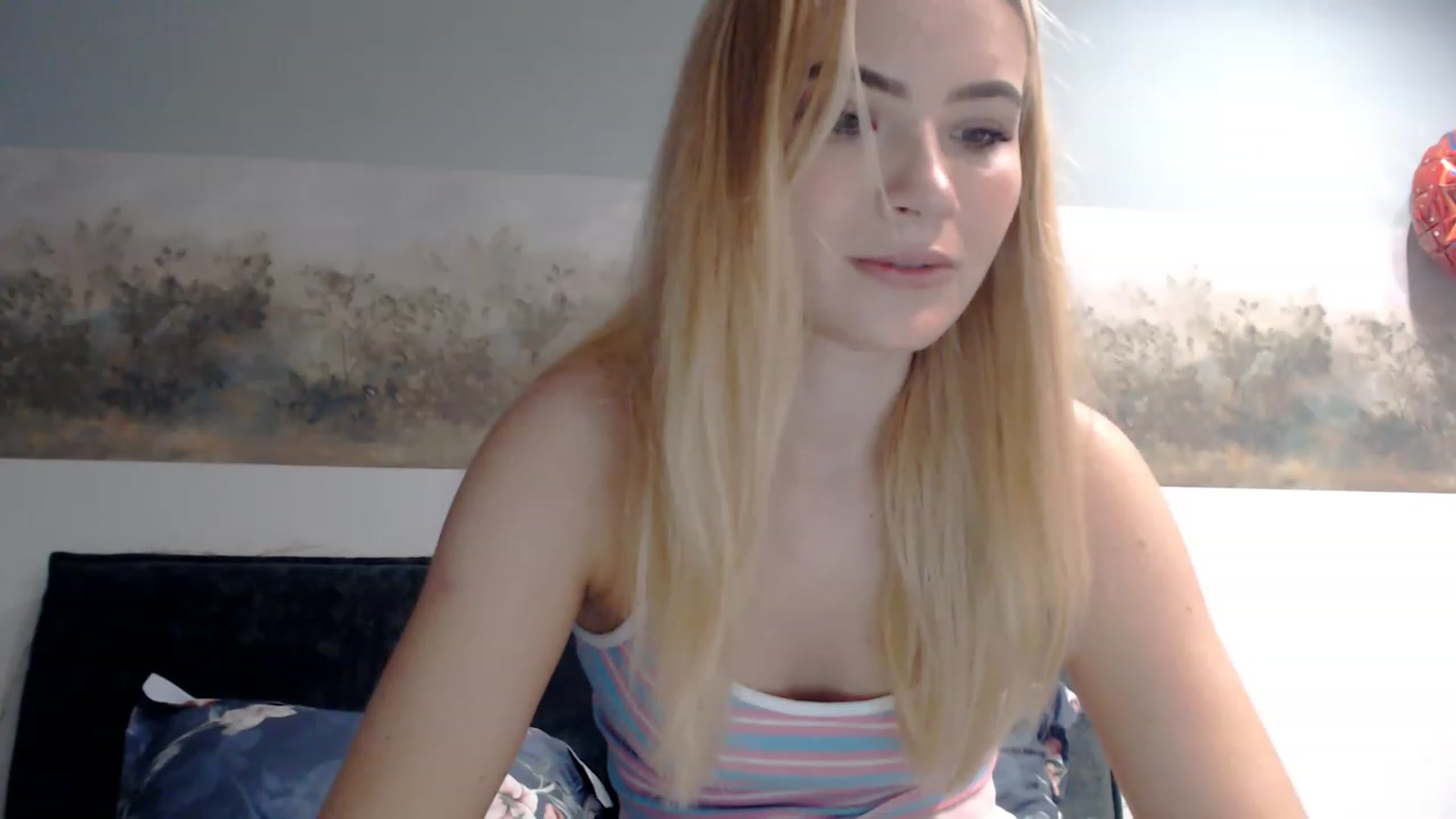 Gallery image thumbnail from bridetobe's myfreecams stream on, 02/19/2023, 24:08 image 15 of 20