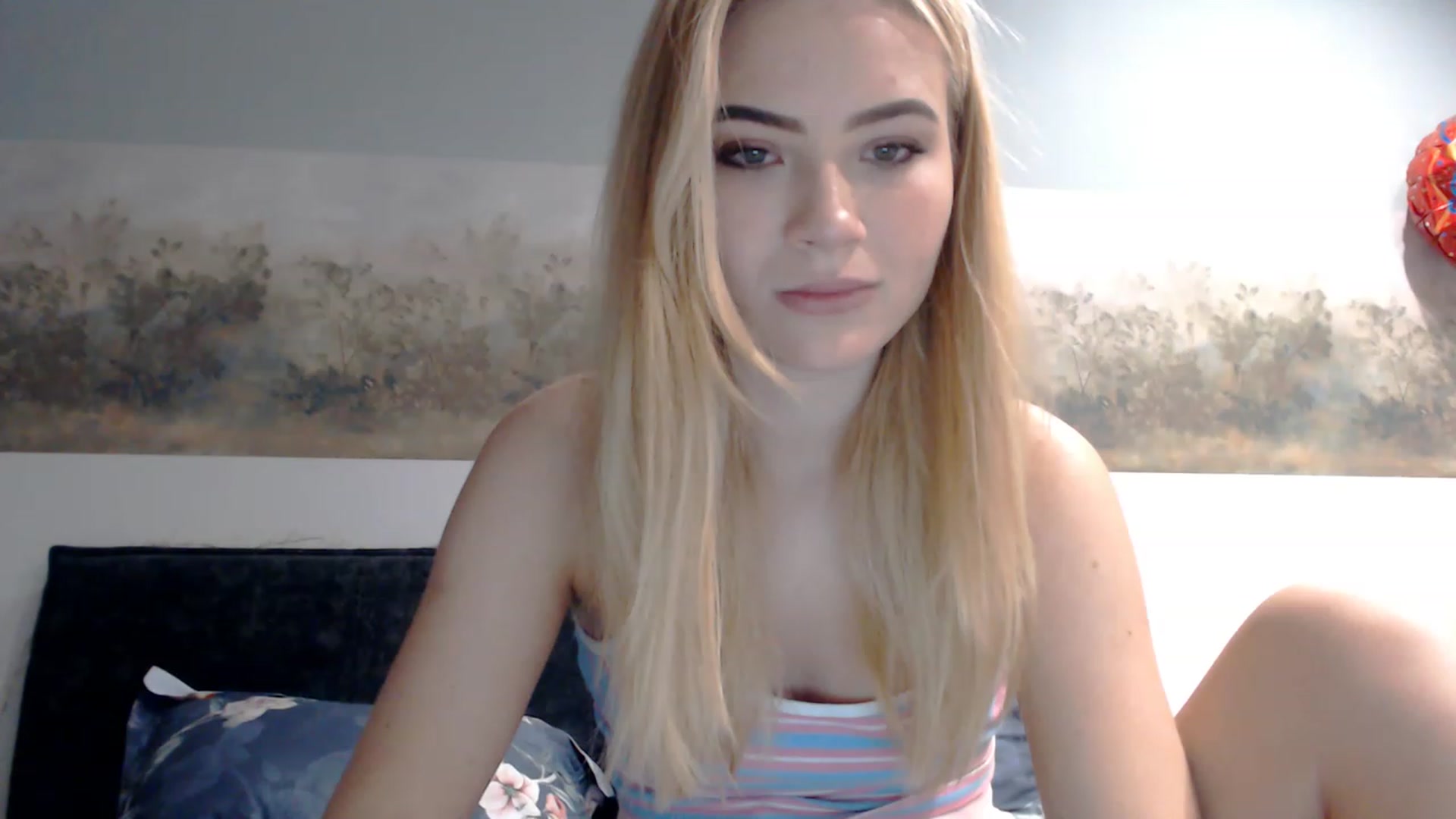 Gallery image thumbnail from bridetobe's myfreecams stream on, 02/19/2023, 24:08 image 3 of 20