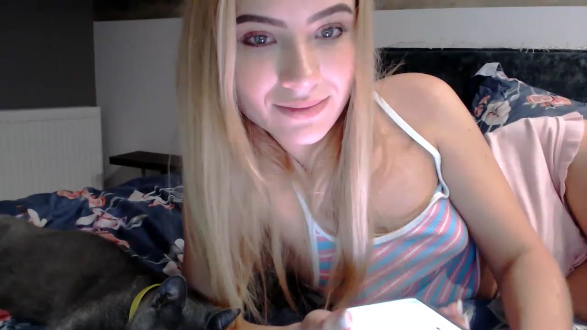 Gallery image thumbnail from bridetobe's myfreecams stream on, 02/19/2023, 01:50 image 2 of 20