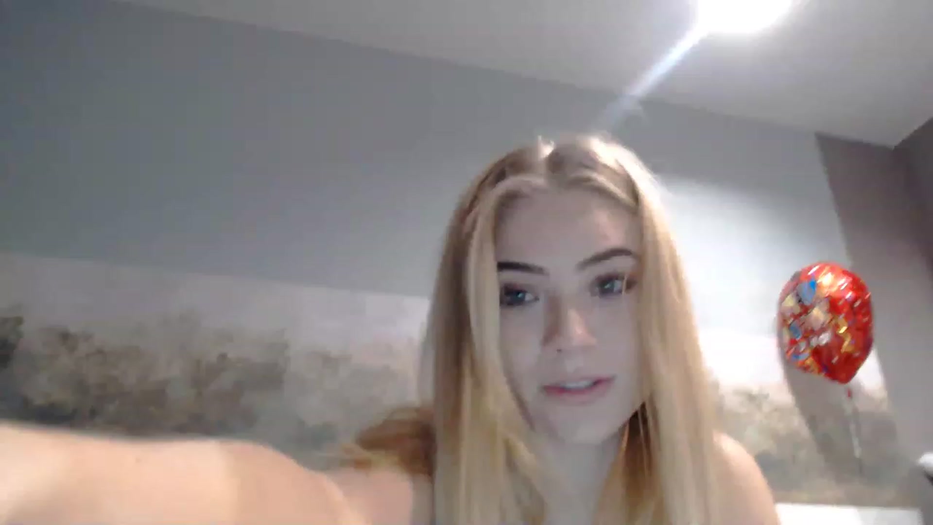 Gallery image thumbnail from bridetobe's myfreecams stream on, 02/19/2023, 01:50 image 14 of 20