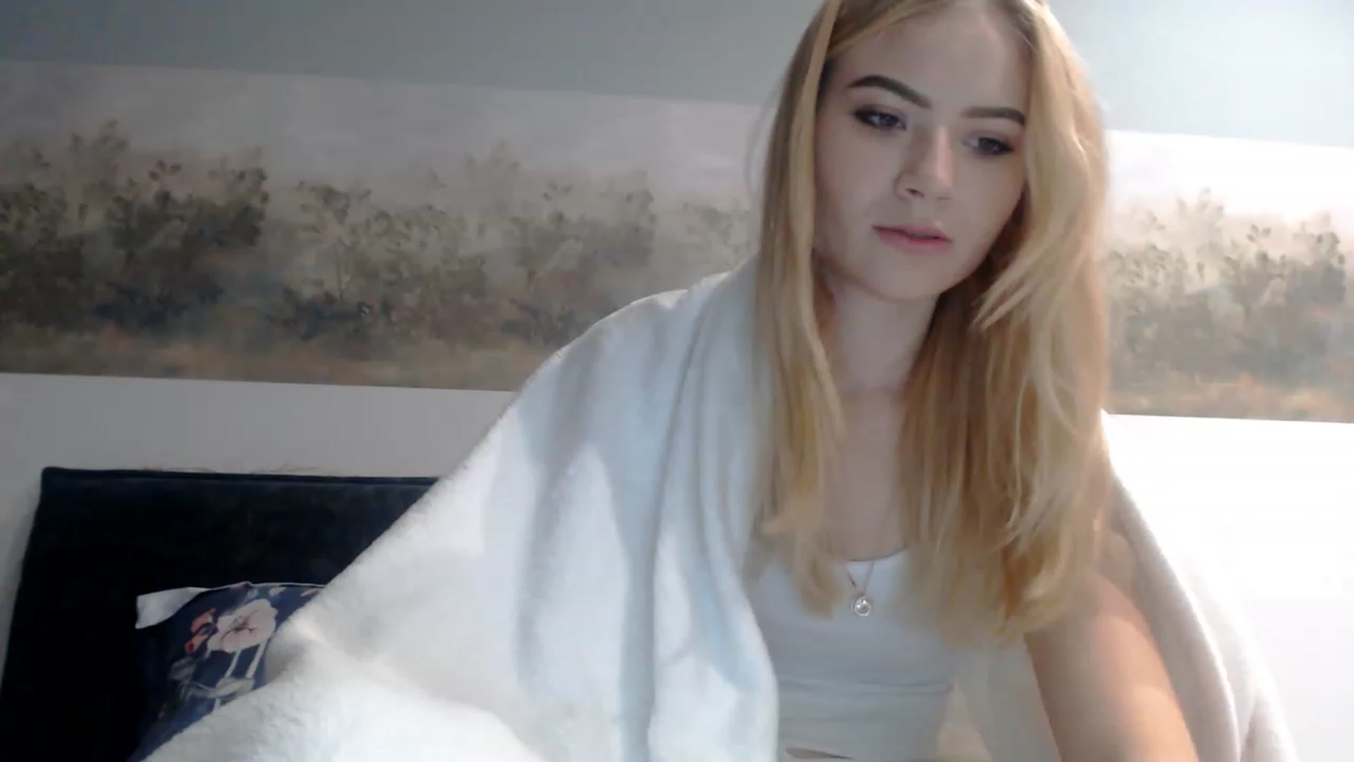 Gallery image thumbnail from bridetobe's myfreecams stream on, 02/20/2023, 02:40 image 1 of 20