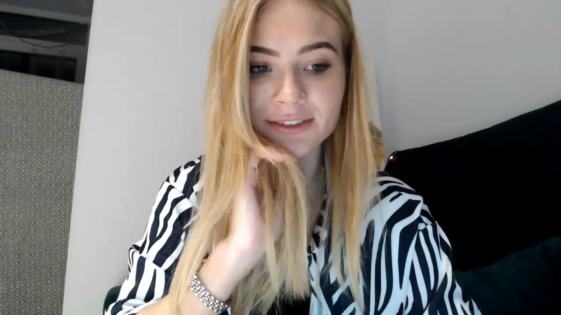Gallery image thumbnail from bridetobe's myfreecams stream on, 02/28/2023, 17:53 image 18 of 20