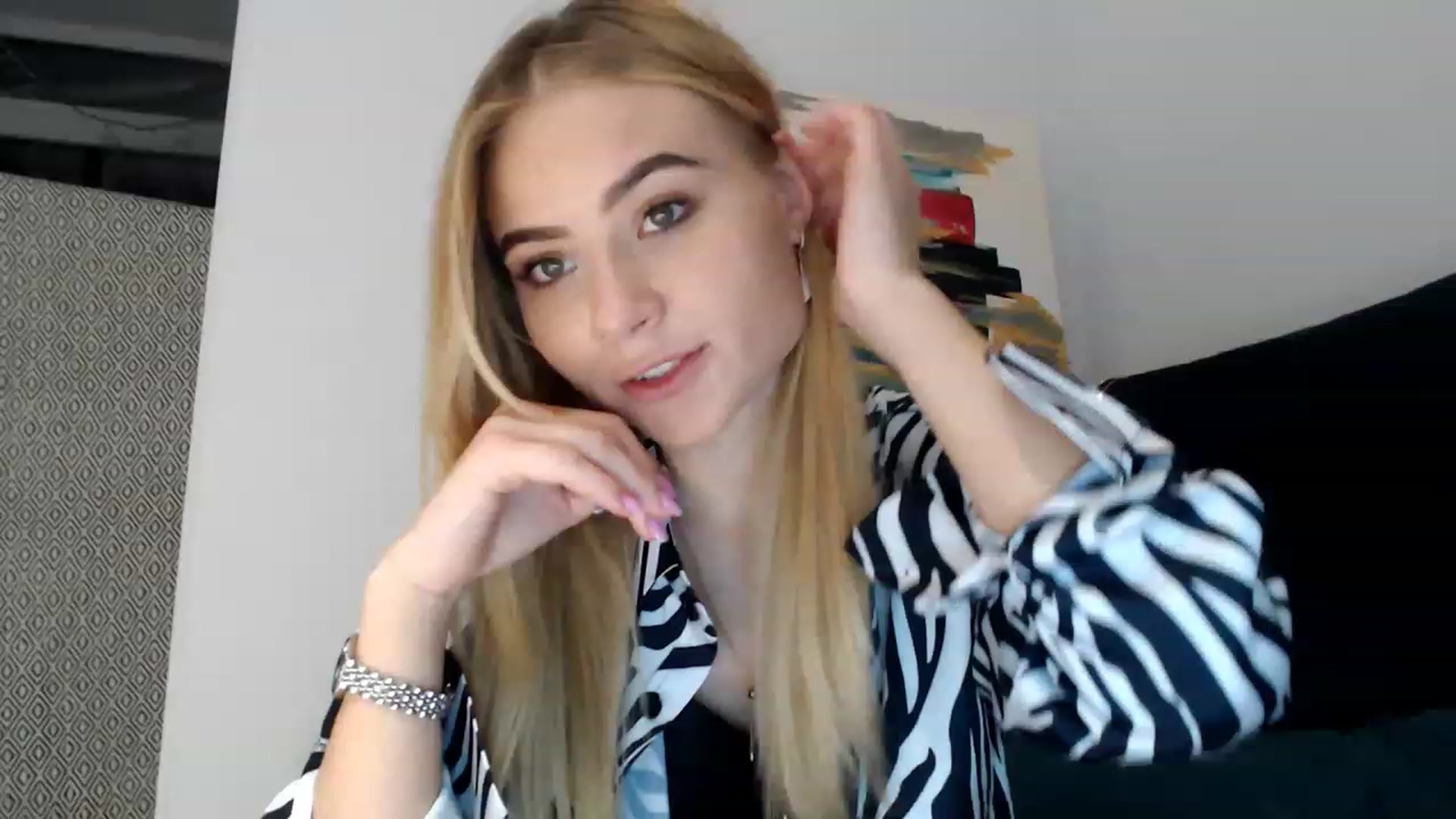 Gallery image thumbnail from bridetobe's myfreecams stream on, 02/28/2023, 17:53 image 6 of 20