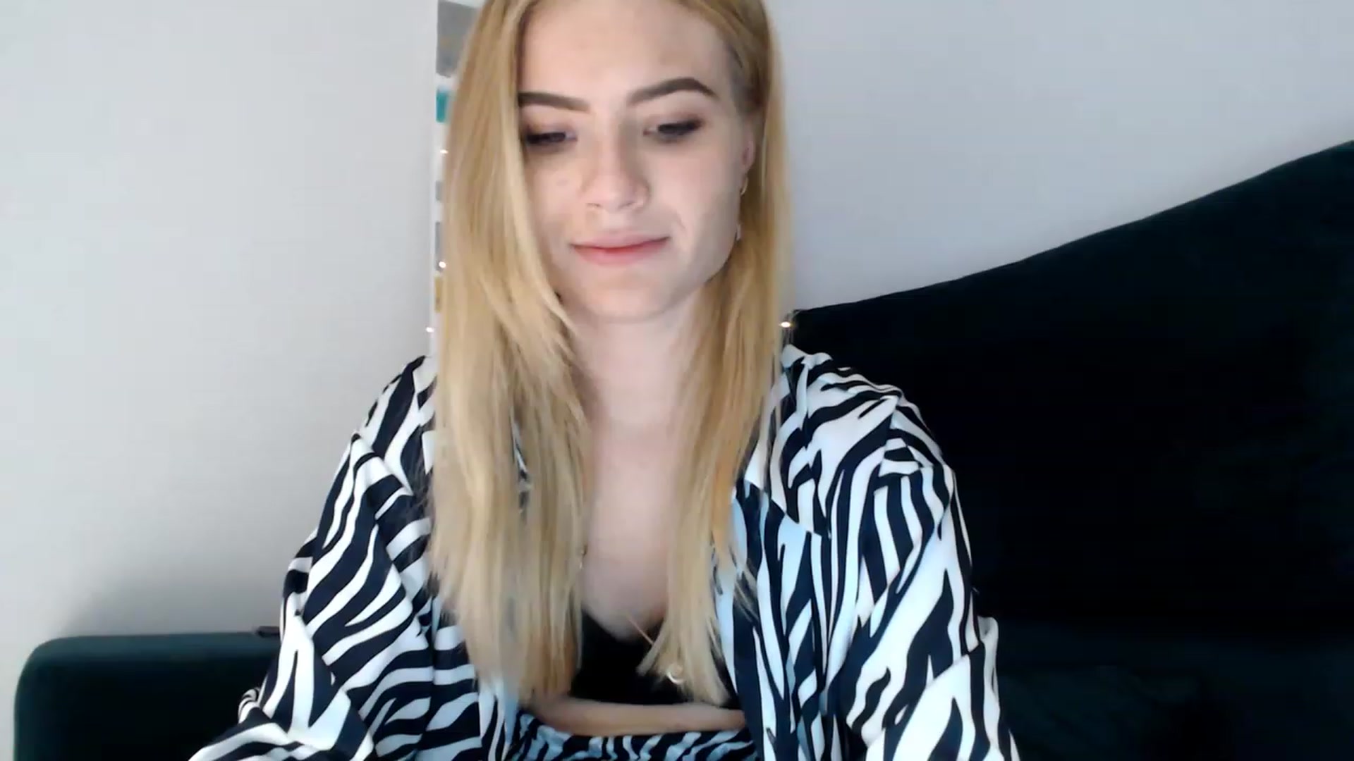 Gallery image thumbnail from bridetobe's myfreecams stream on, 02/28/2023, 21:25 image 2 of 20
