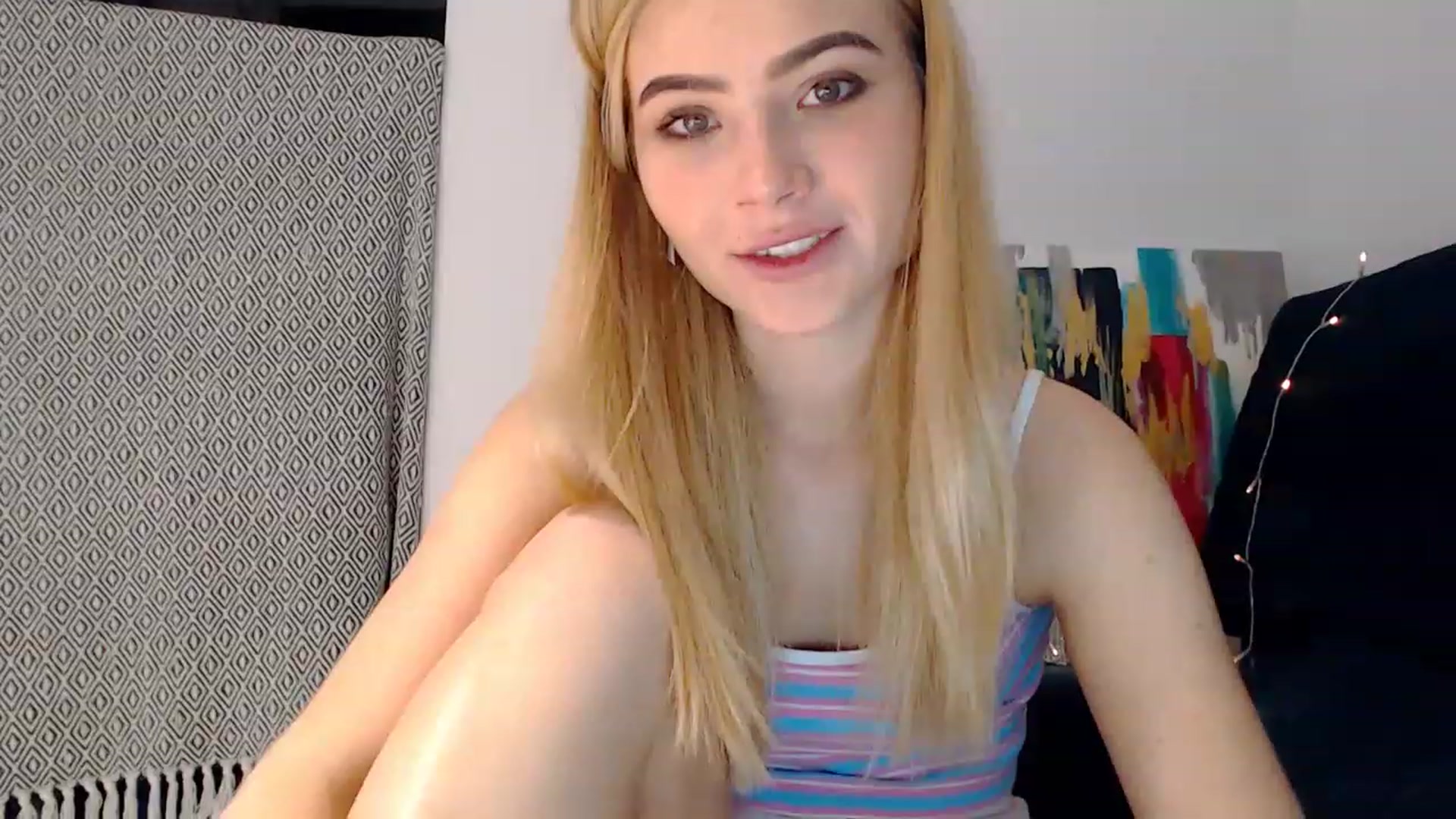 Gallery image thumbnail from bridetobe's myfreecams stream on, 03/13/2023, 02:24 image 13 of 20