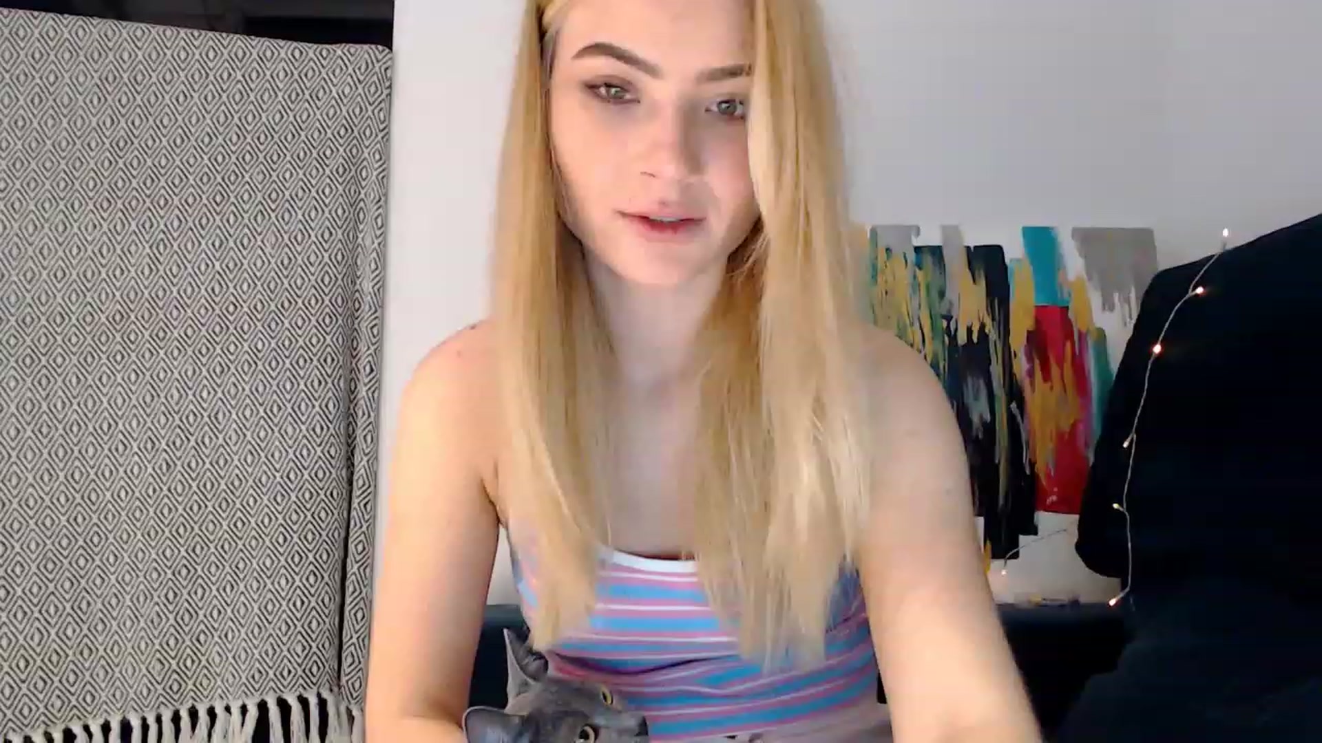 Gallery image thumbnail from bridetobe's myfreecams stream on, 03/13/2023, 02:24 image 4 of 20