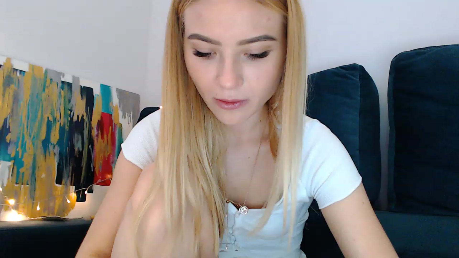 Gallery image thumbnail from bridetobe's myfreecams stream on, 03/20/2023, 04:44 image 18 of 20