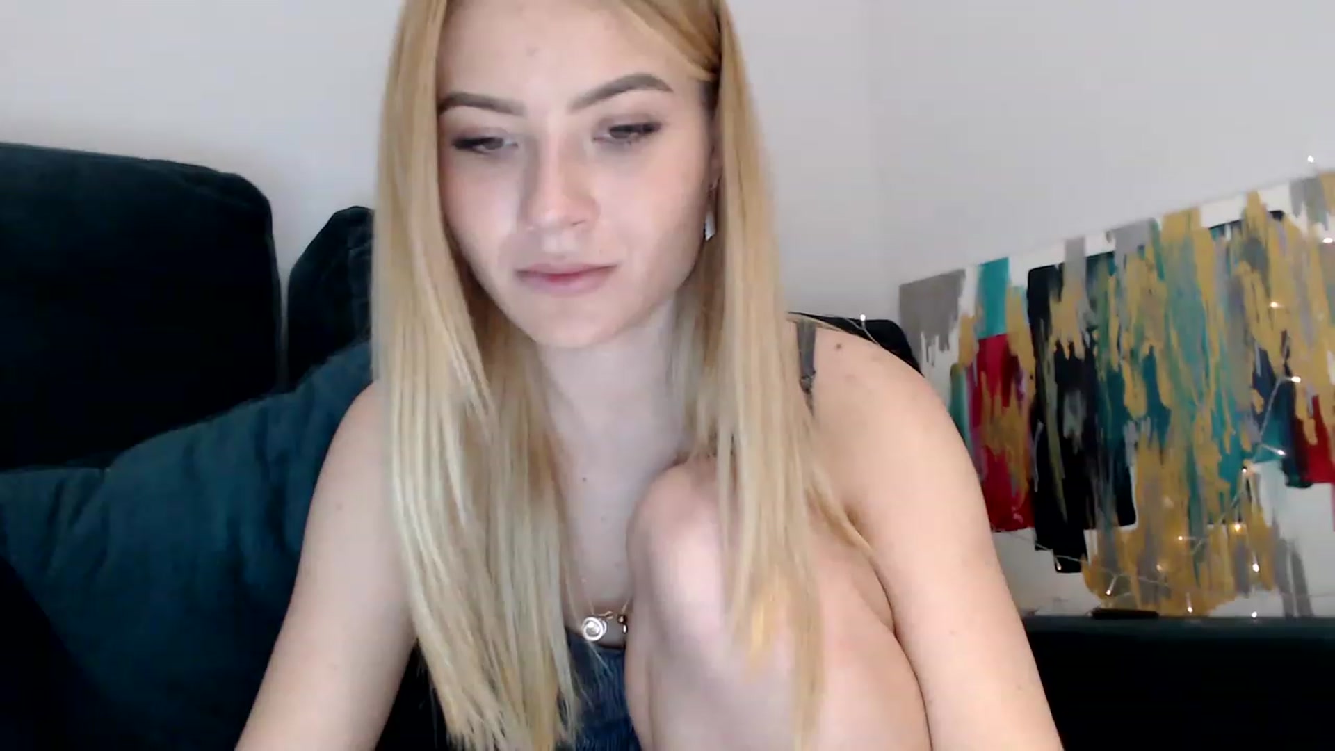 Gallery image thumbnail from bridetobe's myfreecams stream on, 03/27/2023, 02:25 image 16 of 20