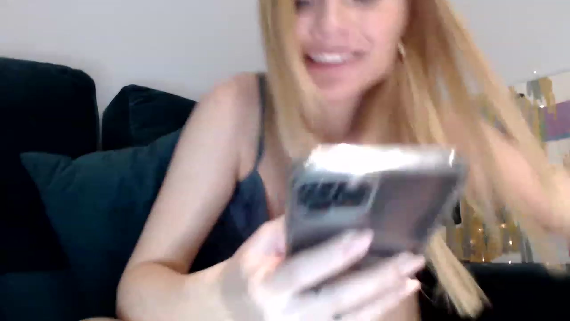Gallery image thumbnail from bridetobe's myfreecams stream on, 03/27/2023, 02:25 image 11 of 20