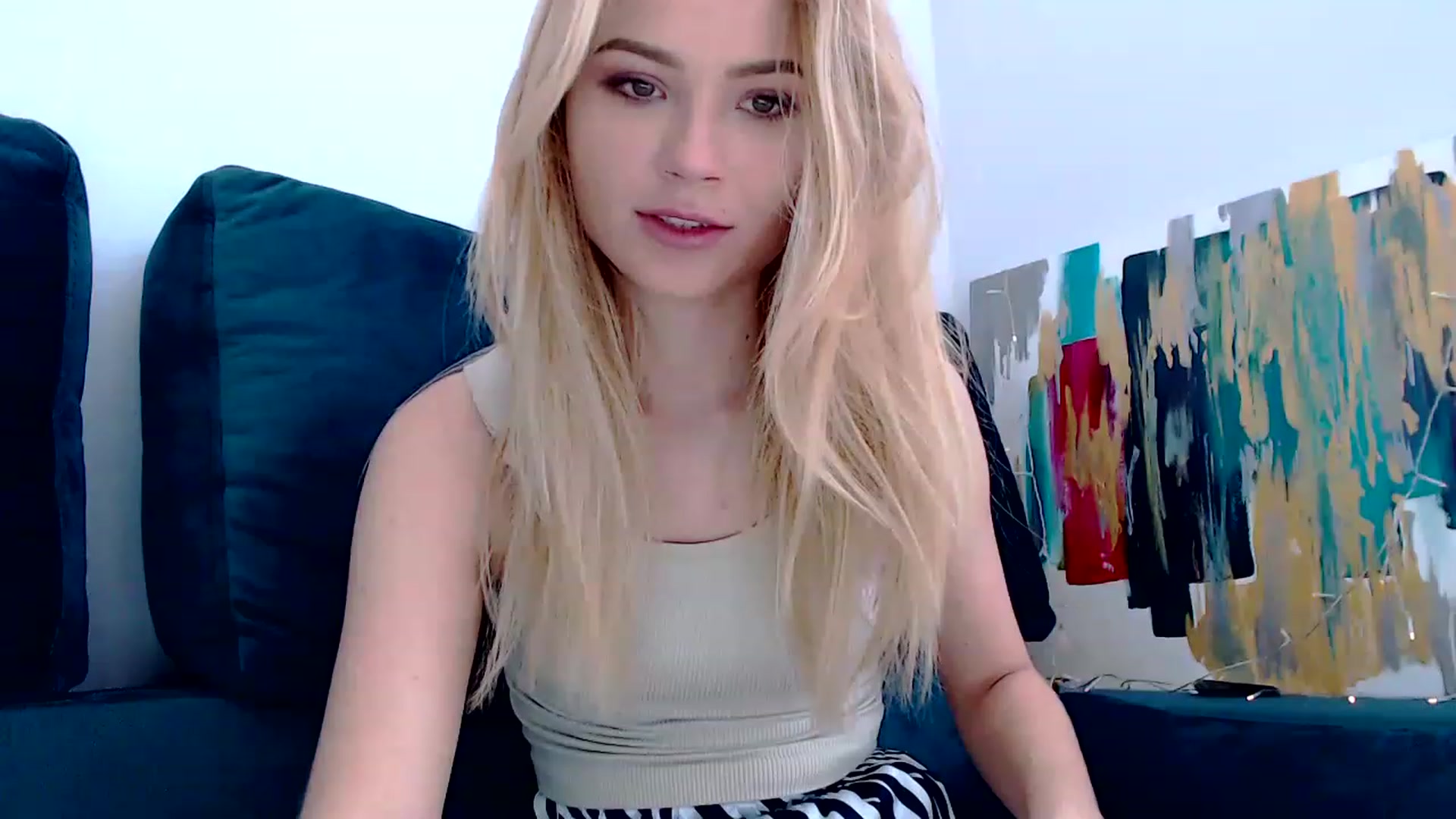 Gallery image thumbnail from bridetobe's myfreecams stream on, 04/05/2023, 08:25 image 2 of 20