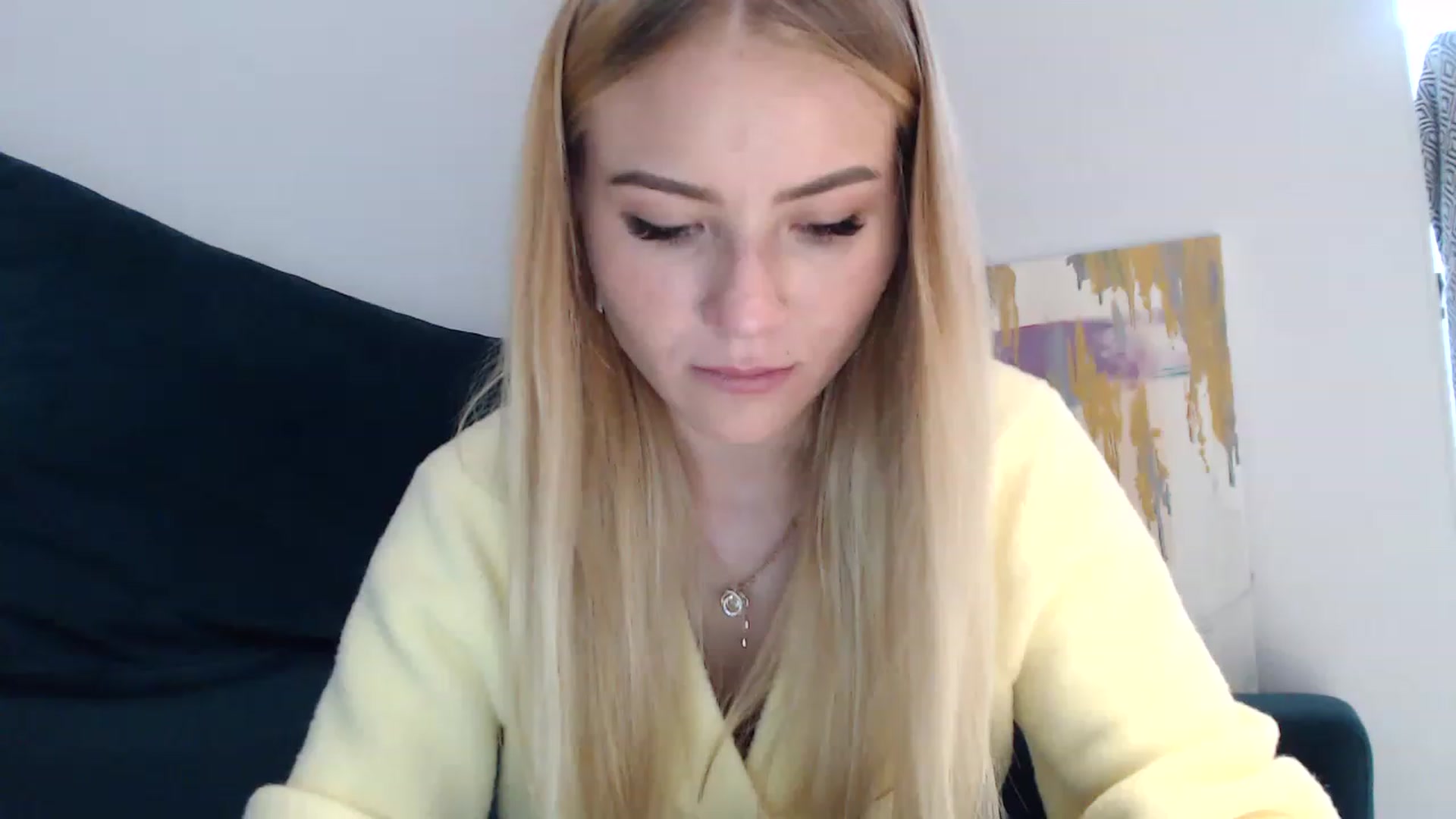 Gallery image thumbnail from bridetobe's myfreecams stream on, 04/12/2023, 12:18 image 3 of 20