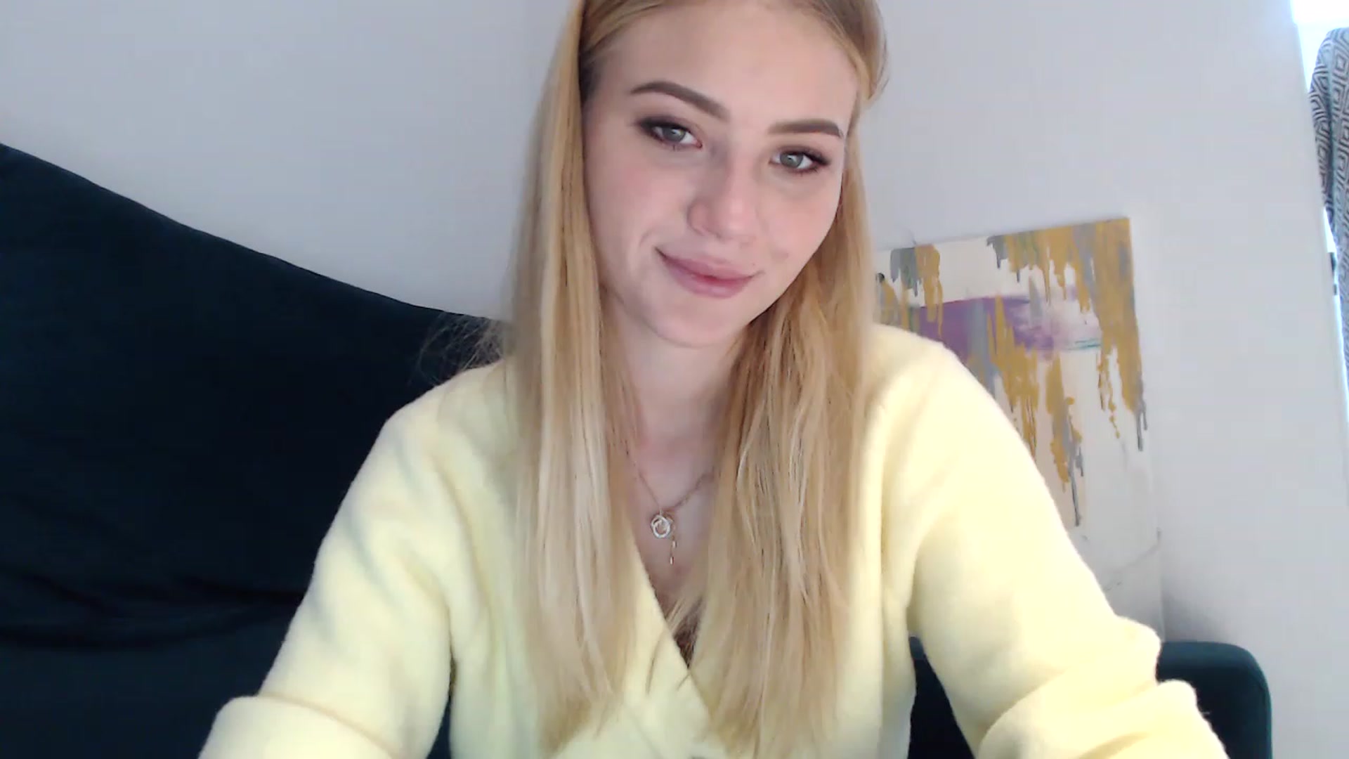 Gallery image thumbnail from bridetobe's myfreecams stream on, 04/12/2023, 12:18 image 7 of 20