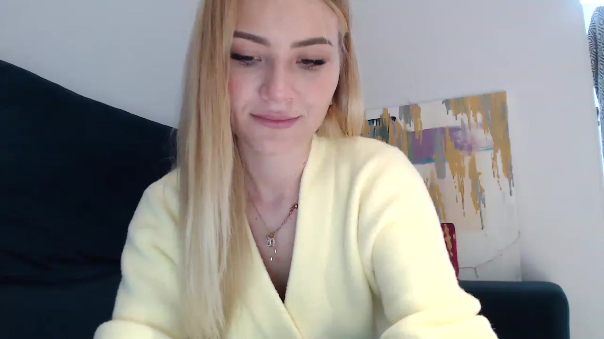 Gallery image thumbnail from bridetobe's myfreecams stream on, 04/12/2023, 12:18 image 16 of 20