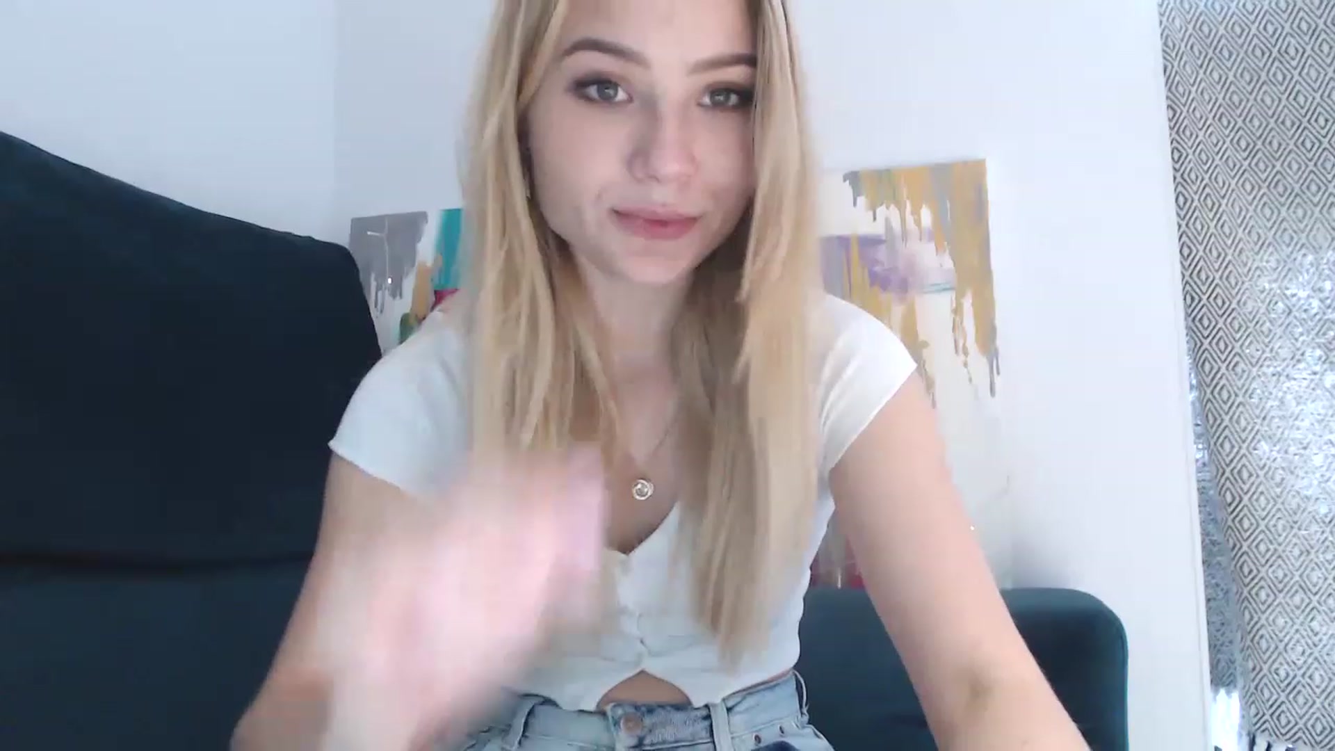 Gallery image thumbnail from bridetobe's myfreecams stream on, 04/20/2023, 14:09 image 4 of 20