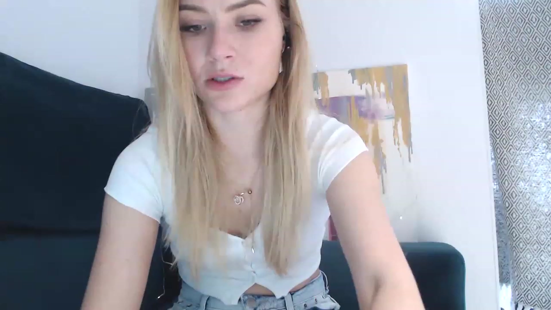 Gallery image thumbnail from bridetobe's myfreecams stream on, 04/20/2023, 14:09 image 2 of 20