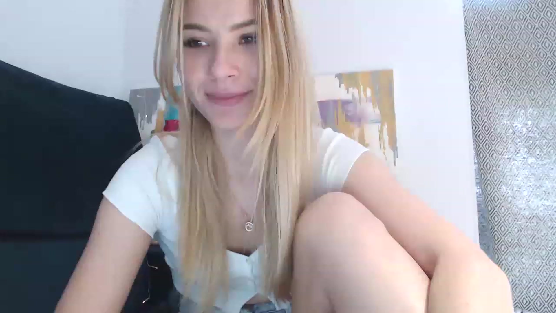 Gallery image thumbnail from bridetobe's myfreecams stream on, 04/20/2023, 14:09 image 16 of 20