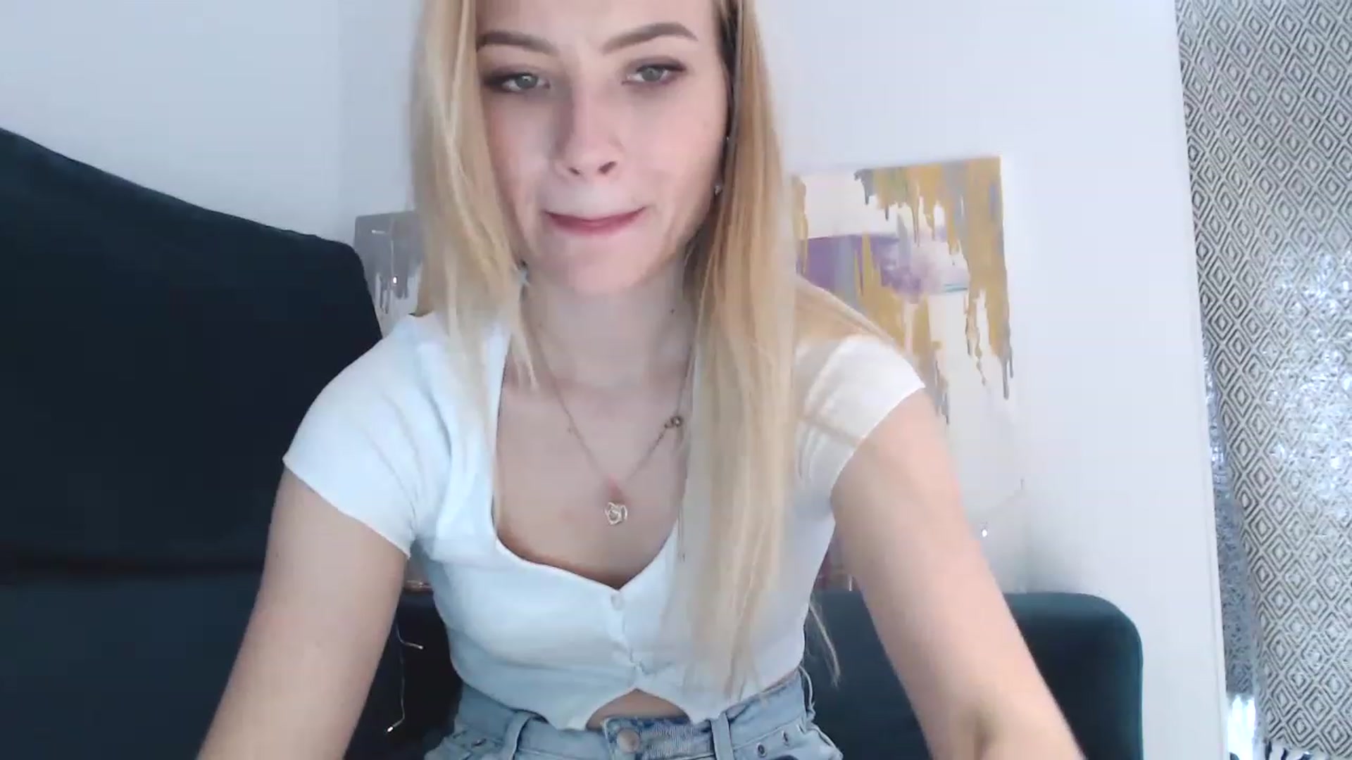 Gallery image thumbnail from bridetobe's myfreecams stream on, 04/20/2023, 14:09 image 6 of 20