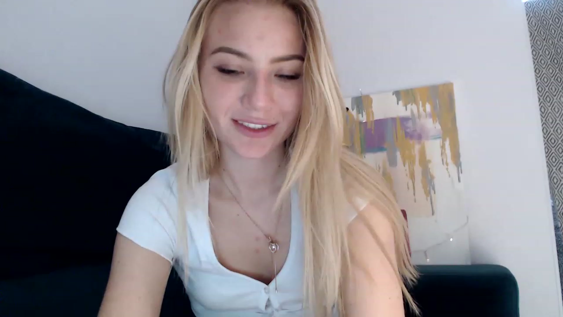 Gallery image thumbnail from bridetobe's myfreecams stream on, 04/20/2023, 16:00 image 3 of 20