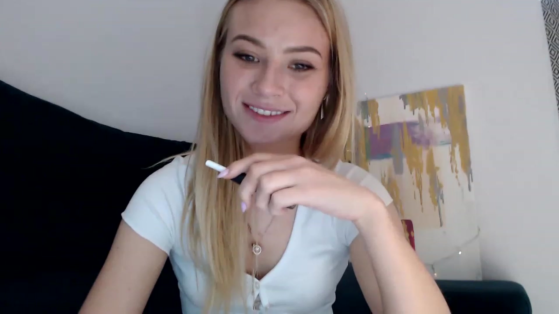 Gallery image thumbnail from bridetobe's myfreecams stream on, 04/20/2023, 16:00 image 17 of 20