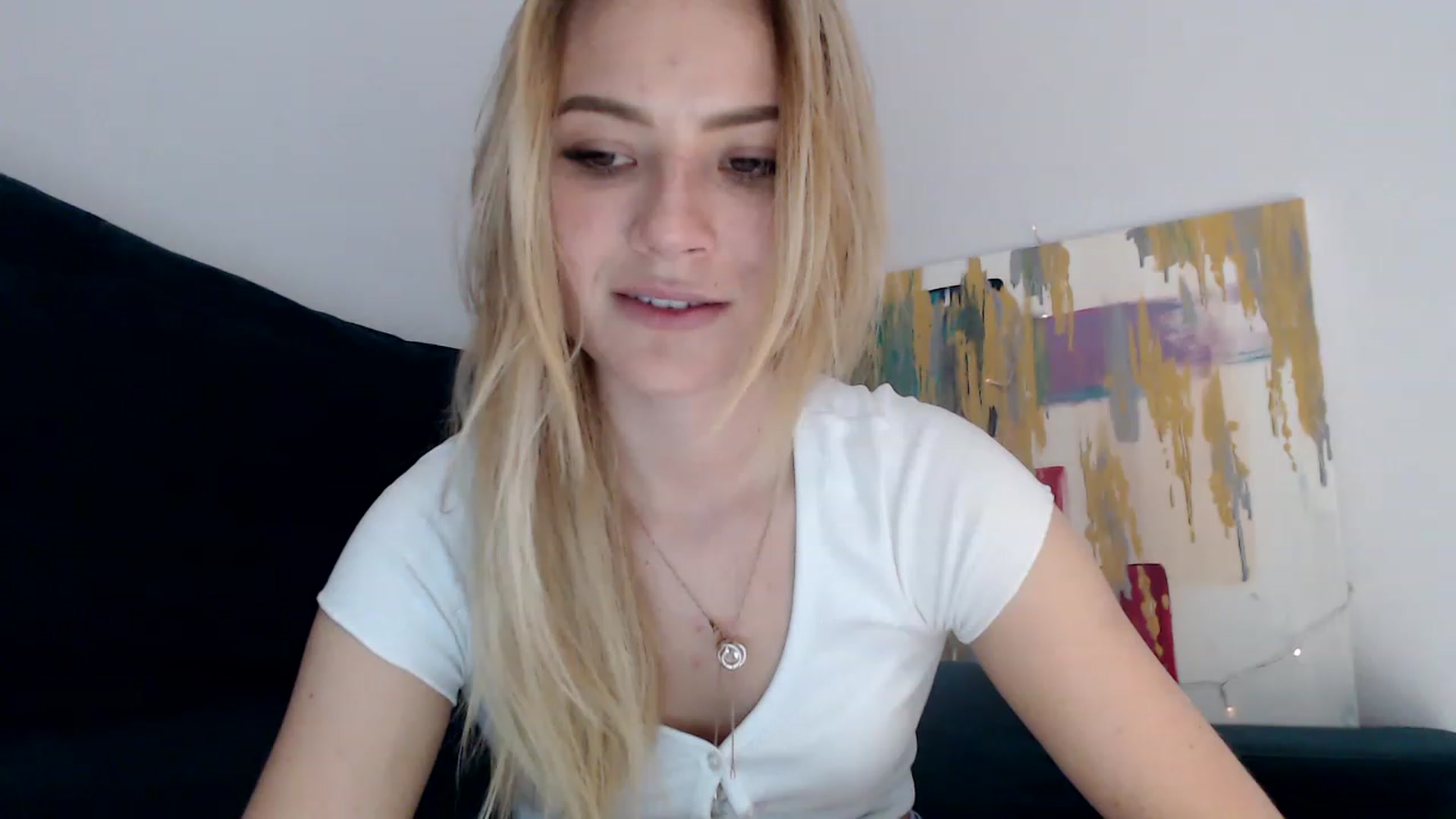 Gallery image thumbnail from bridetobe's myfreecams stream on, 04/20/2023, 16:00 image 7 of 20