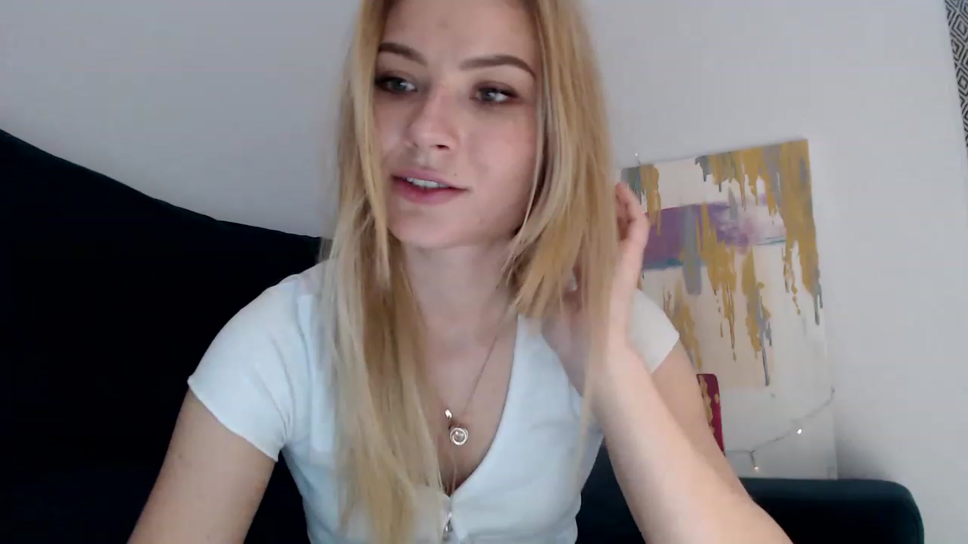 Gallery image thumbnail from bridetobe's myfreecams stream on, 04/20/2023, 16:00 image 11 of 20