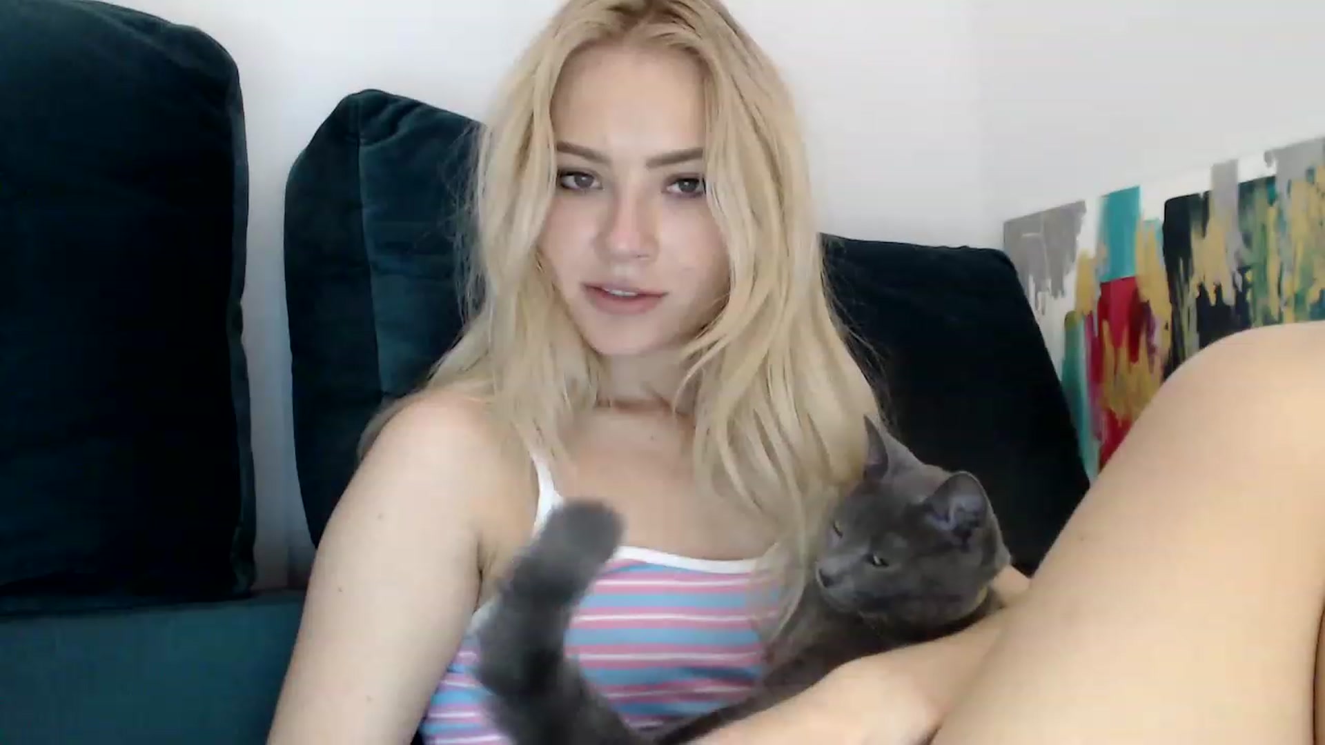 Gallery image thumbnail from bridetobe's myfreecams stream on, 04/24/2023, 04:16 image 17 of 20