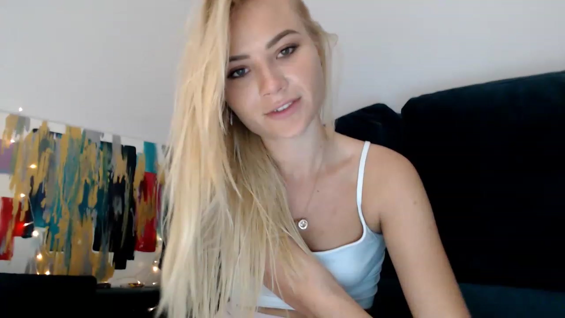Gallery image thumbnail from bridetobe's myfreecams stream on, 05/23/2023, 03:15 image 5 of 20