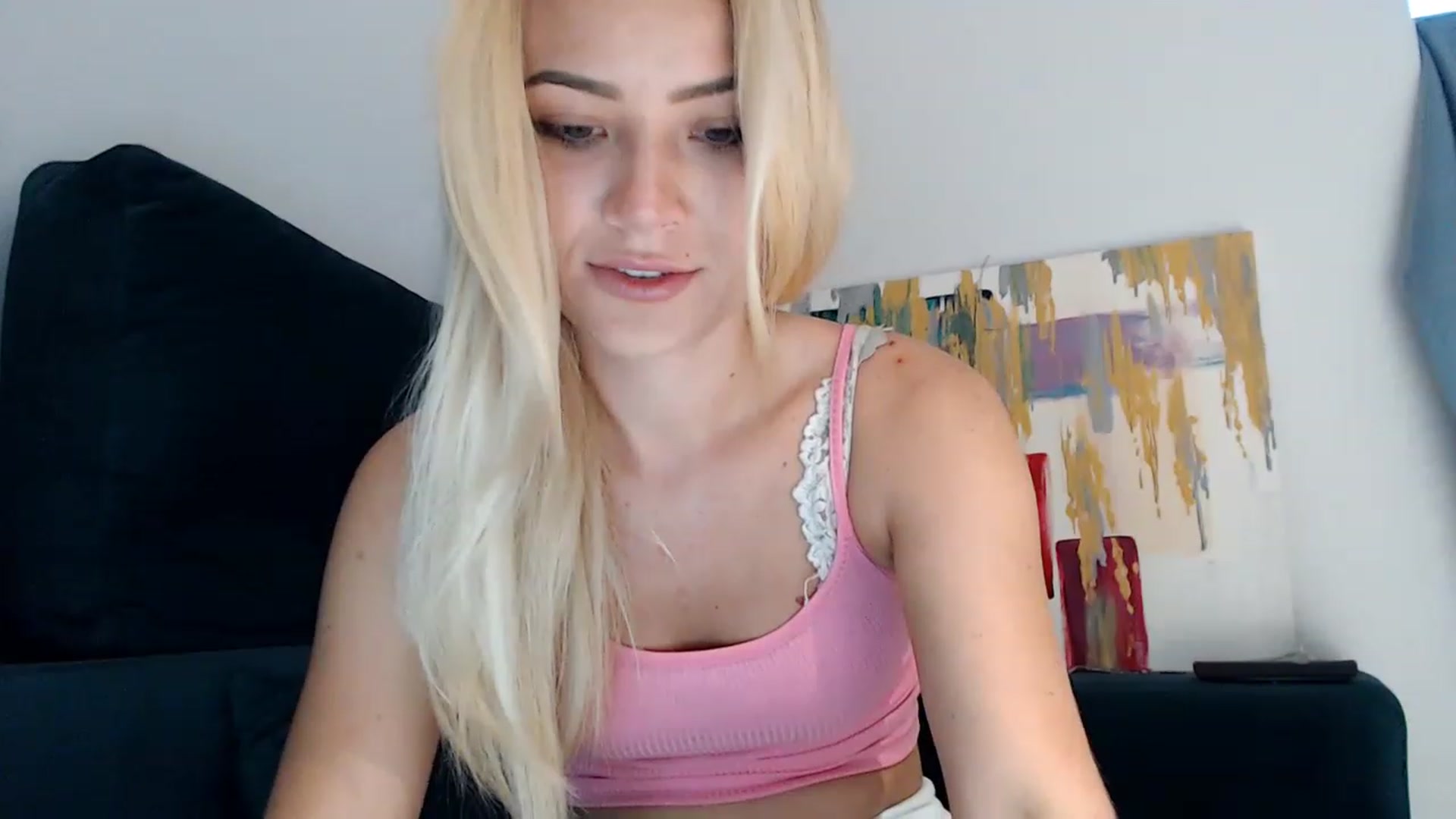 Gallery image thumbnail from bridetobe's myfreecams stream on, 06/01/2023, 01:44 image 15 of 20