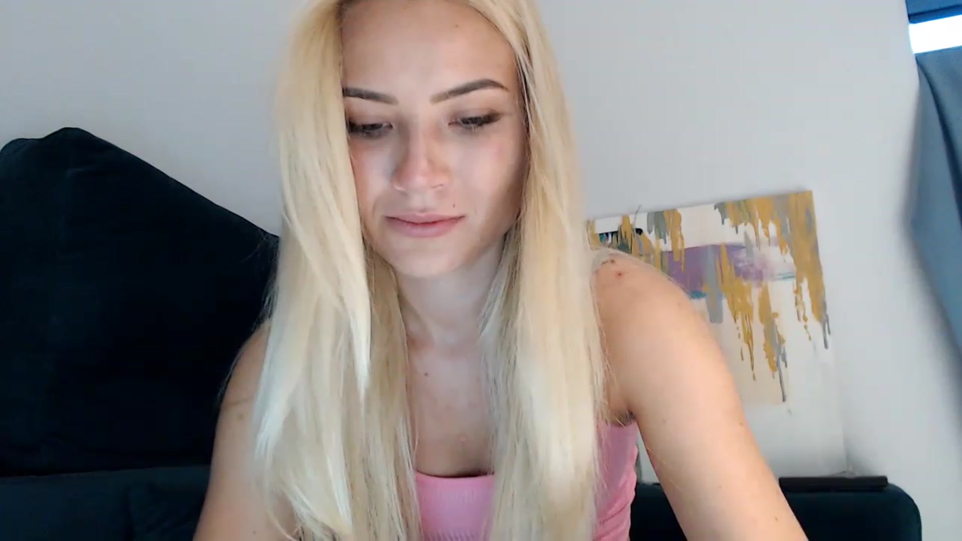Gallery image thumbnail from bridetobe's myfreecams stream on, 06/01/2023, 01:44 image 13 of 20
