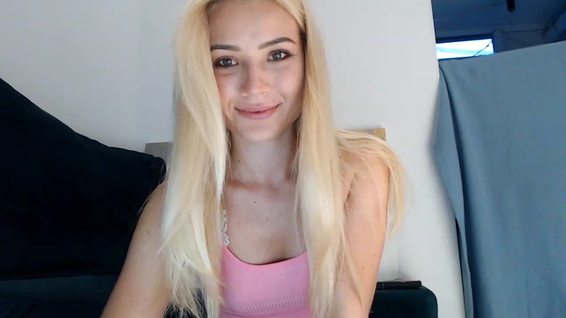Gallery image thumbnail from bridetobe's myfreecams stream on, 06/01/2023, 01:44 image 5 of 20