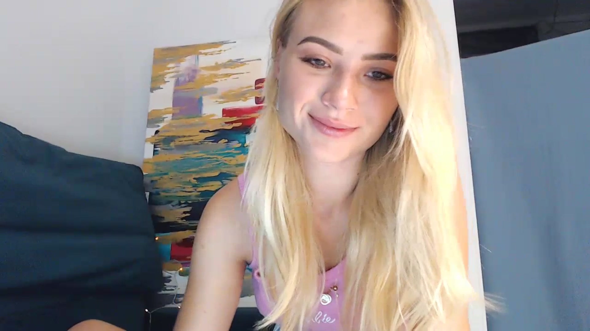 Gallery image thumbnail from bridetobe's myfreecams stream on, 07/20/2023, 24:59 image 13 of 20