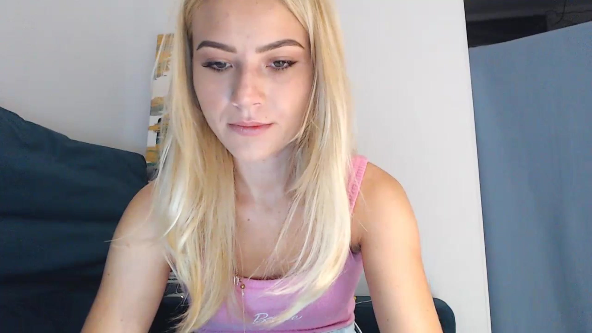 Gallery image thumbnail from bridetobe's myfreecams stream on, 07/20/2023, 24:59 image 8 of 20