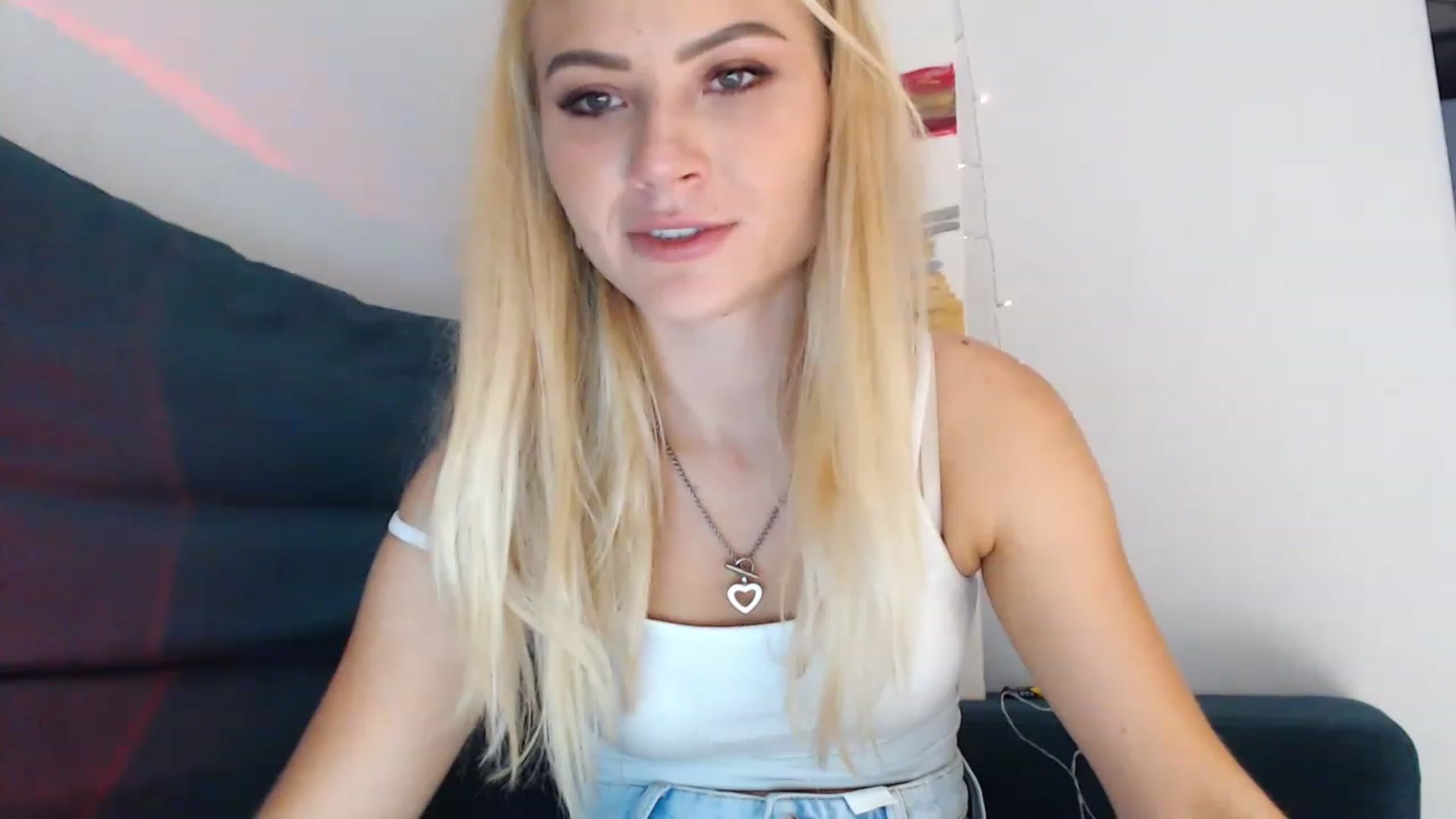 Gallery image thumbnail from bridetobe's myfreecams stream on, 07/22/2023, 24:01 image 19 of 20