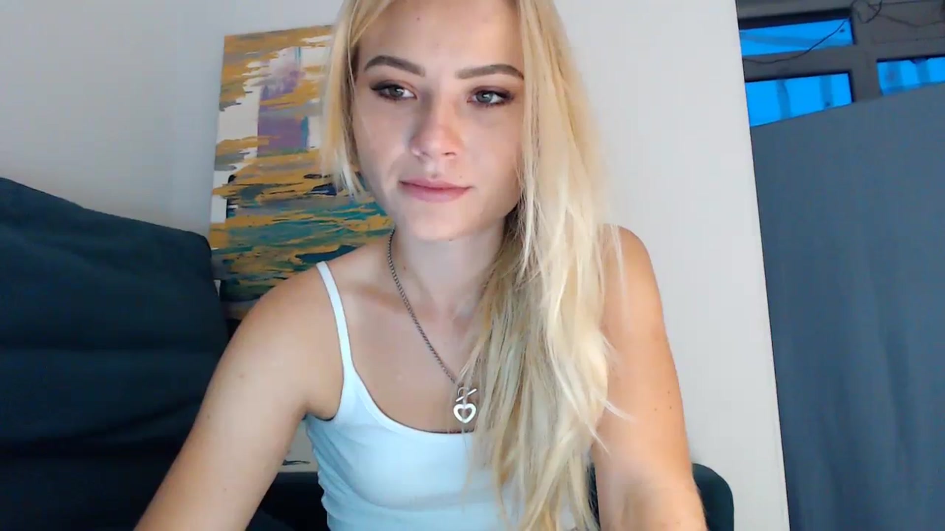Gallery image thumbnail from bridetobe's myfreecams stream on, 07/23/2023, 01:34 image 19 of 20