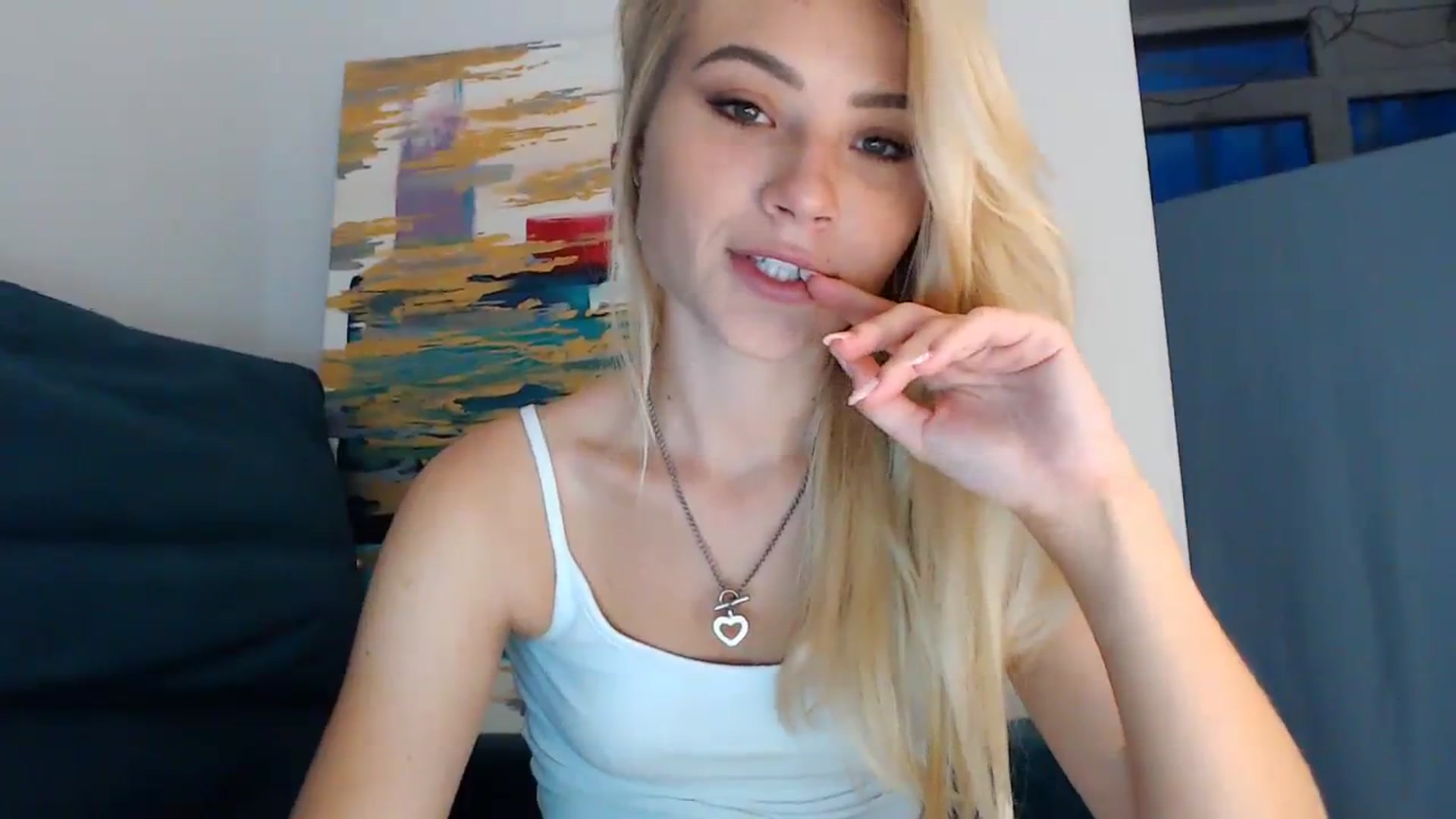 Gallery image thumbnail from bridetobe's myfreecams stream on, 07/23/2023, 01:34 image 8 of 20