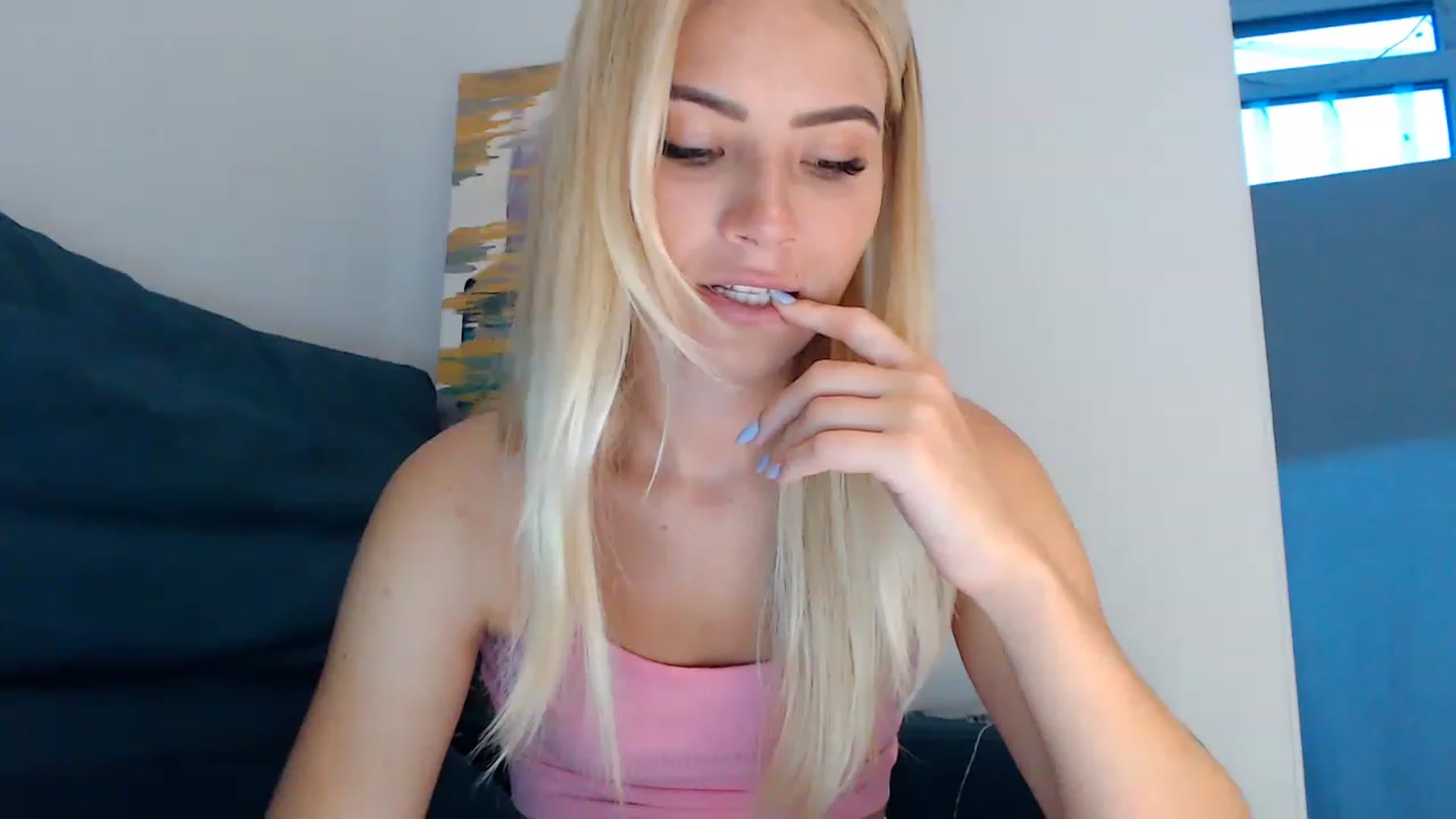 Gallery image thumbnail from bridetobe's myfreecams stream on, 07/28/2023, 02:37 image 16 of 20